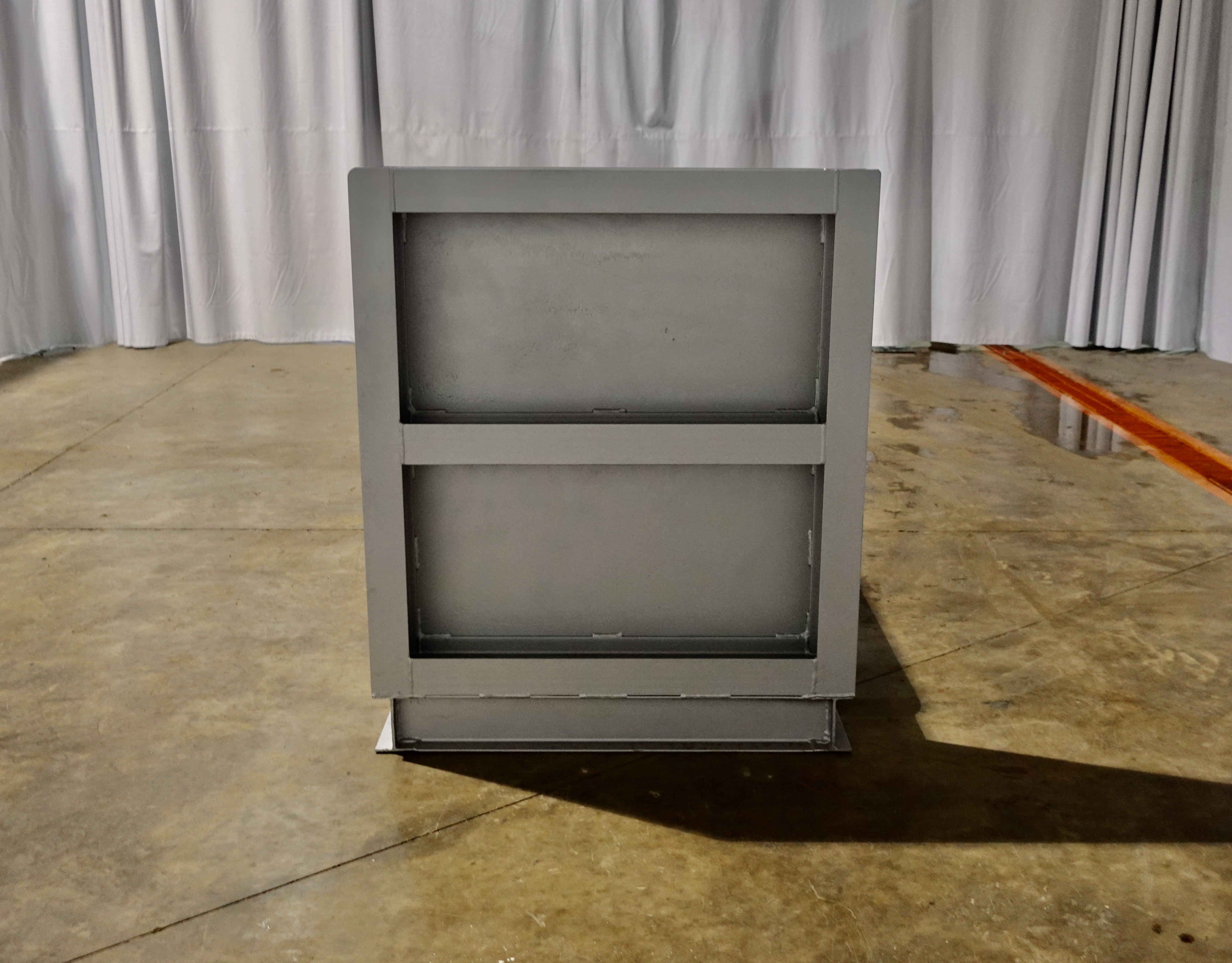 Refurbished Sand Trap, Gravity, 20"x8', 5000#