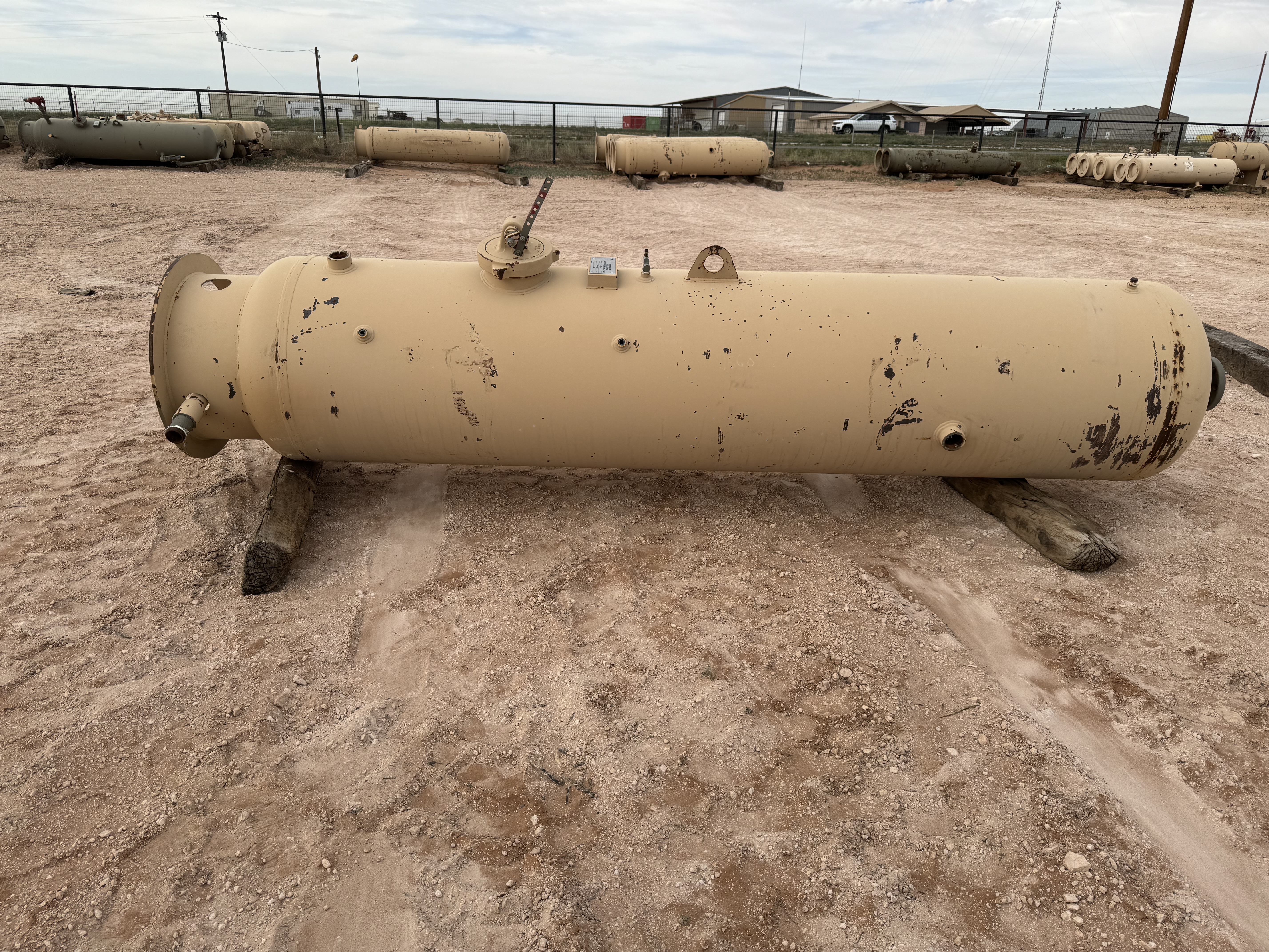 Used Separator, Vertical, 30"x10', 500#