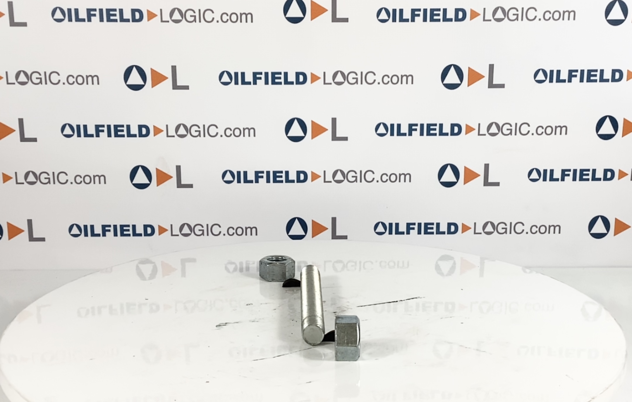 Stud, THD, 7/8"-9 x 7 1/2", Zinc