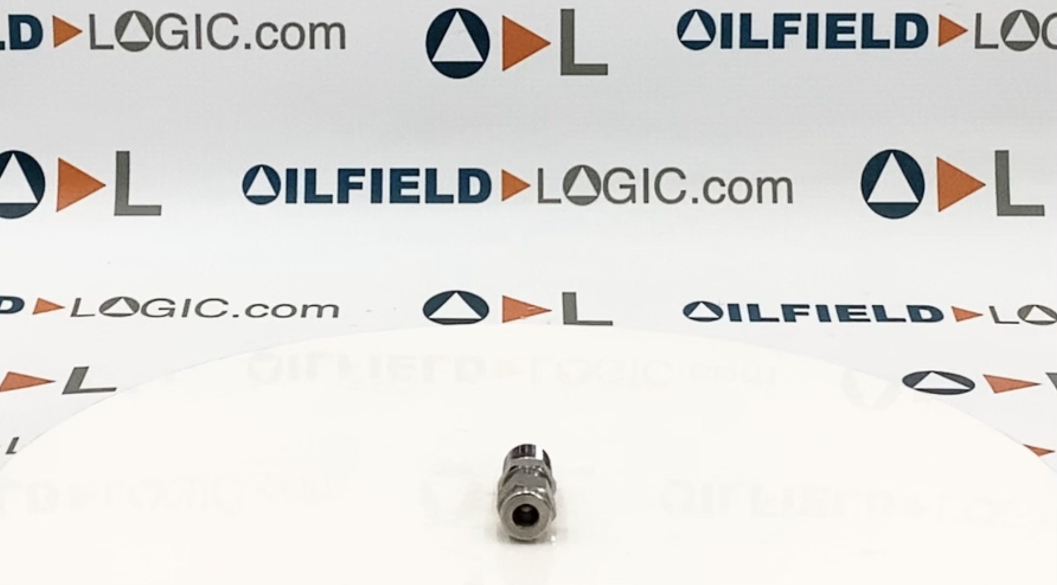 Fitting, Tube, Stainless Steel, Male, 1/4"x1/4", Tubing x MNPT