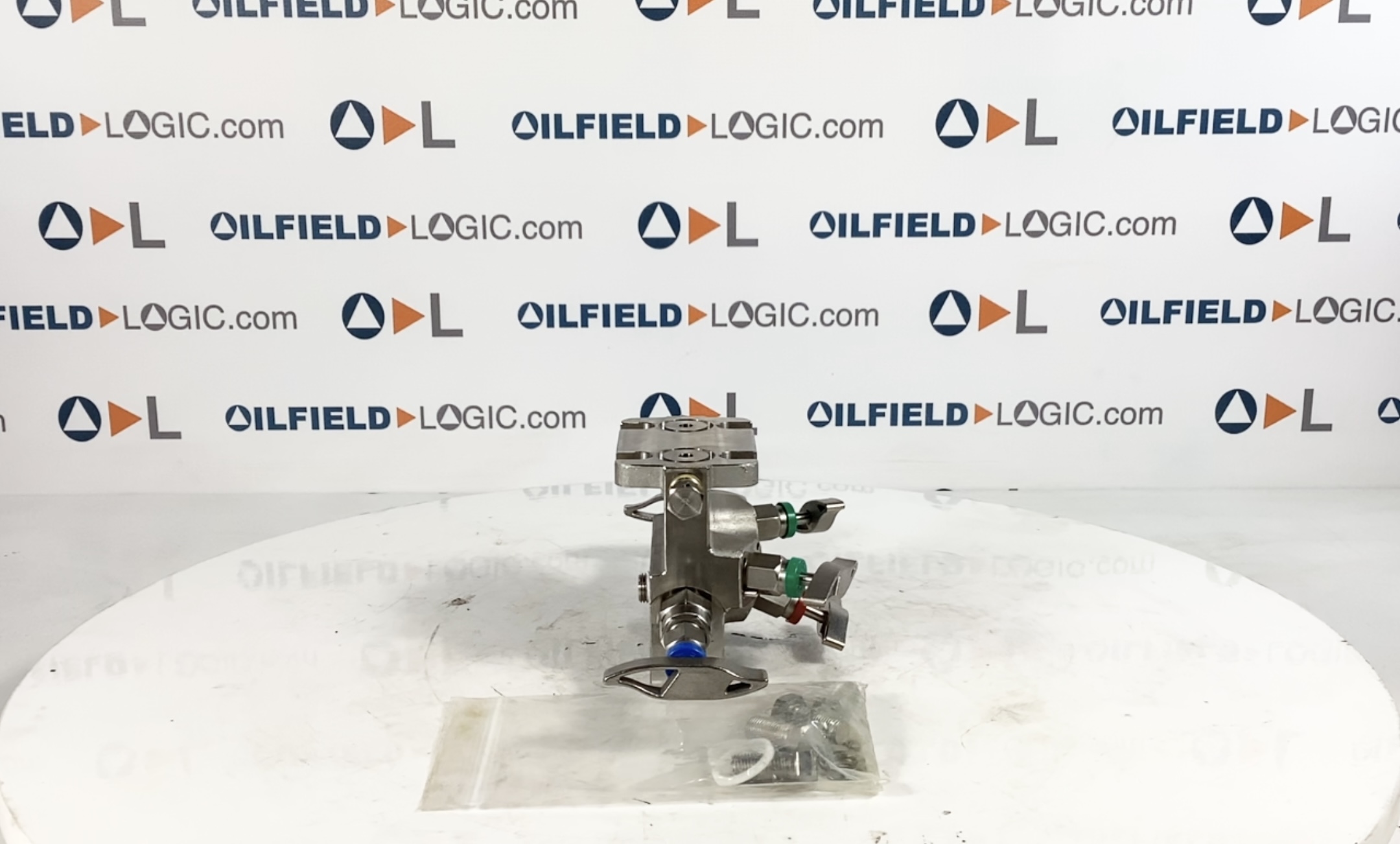 Manifold, 5-Valve, 1/2" 6092#