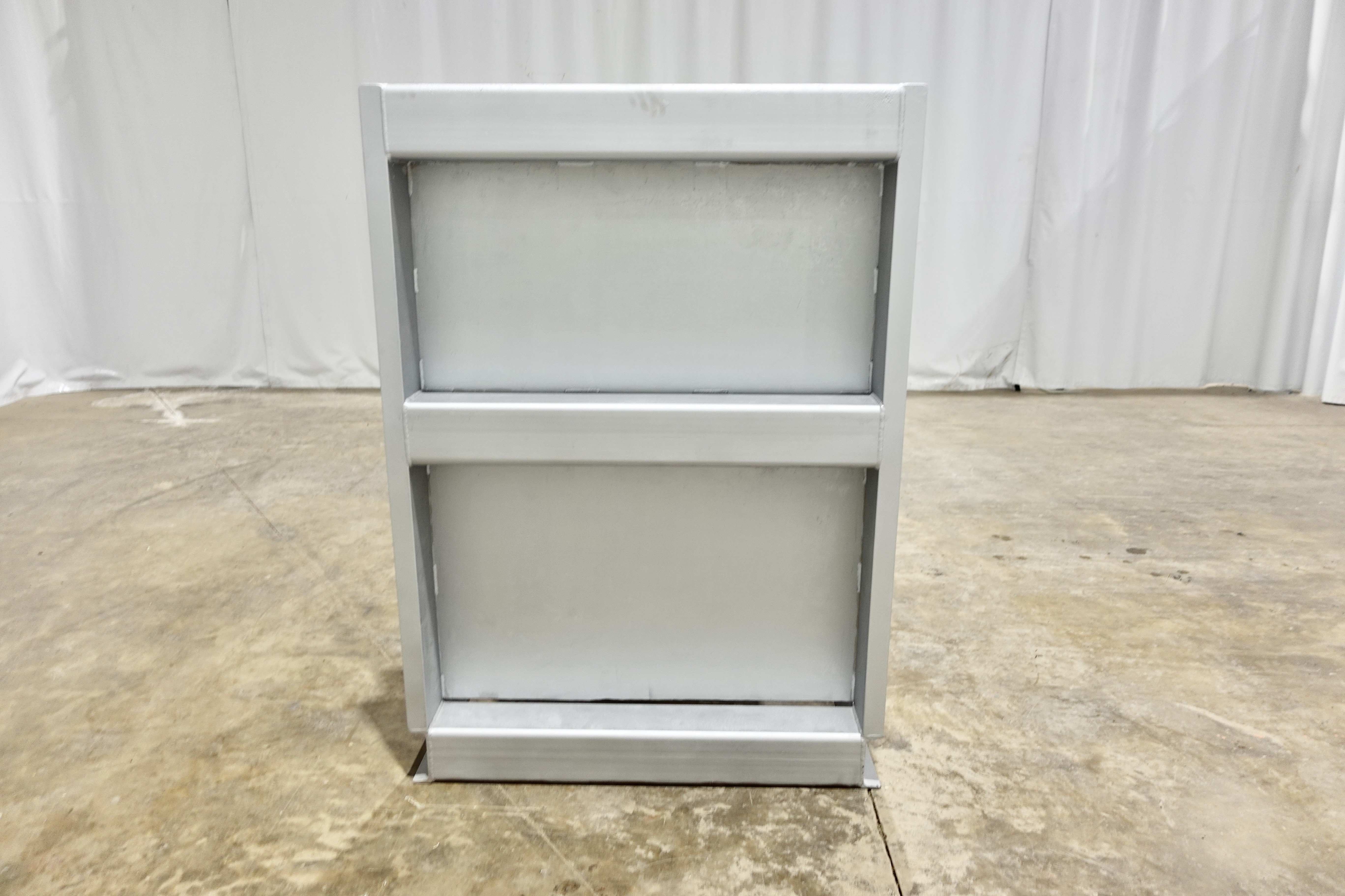 Refurbished Sand Trap, Gravity, 28"x8', 5000#