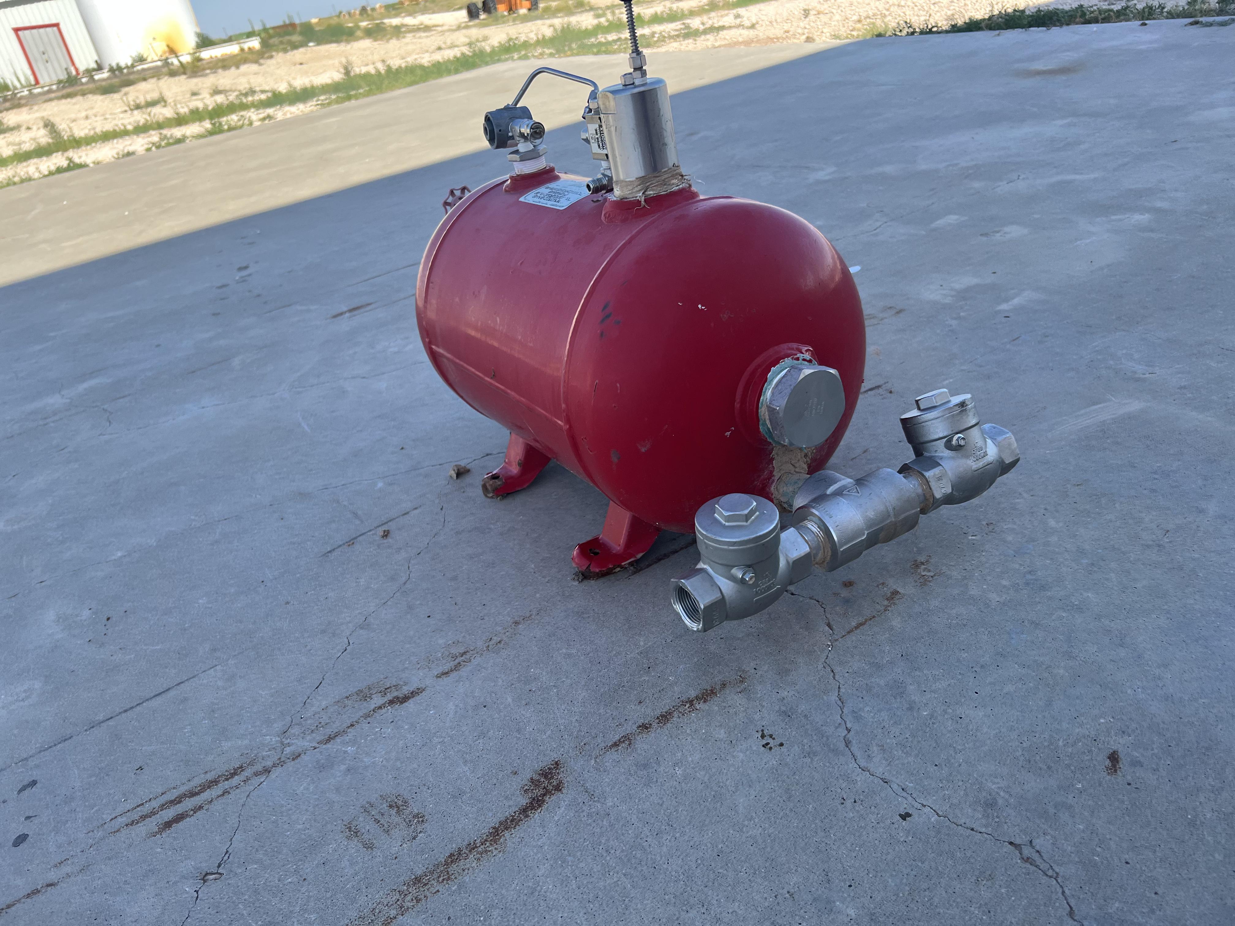 Blowcase, Horizontal, 8.9 gal, 200#