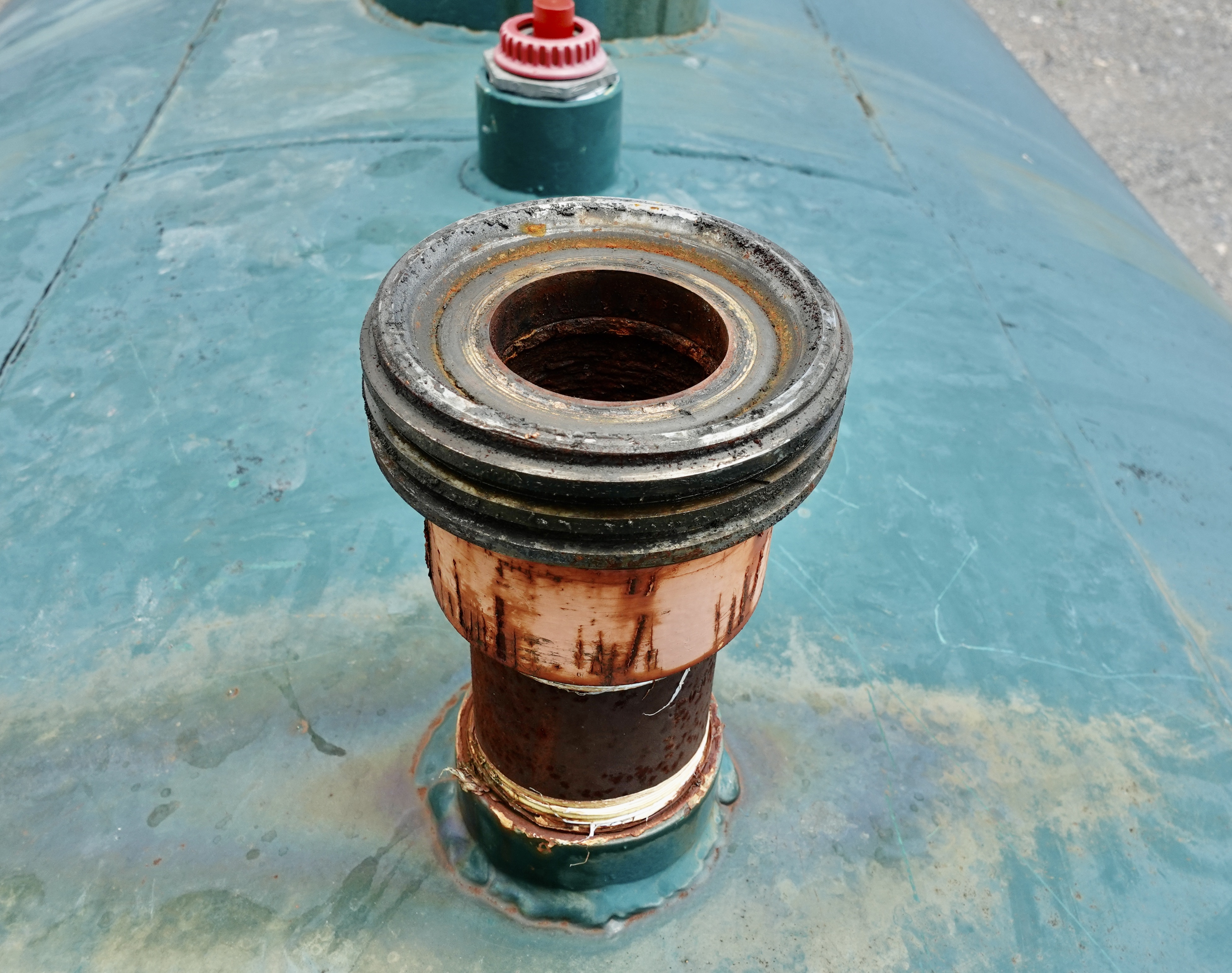 Used Storage Tank, 65"x12', 2000 gal