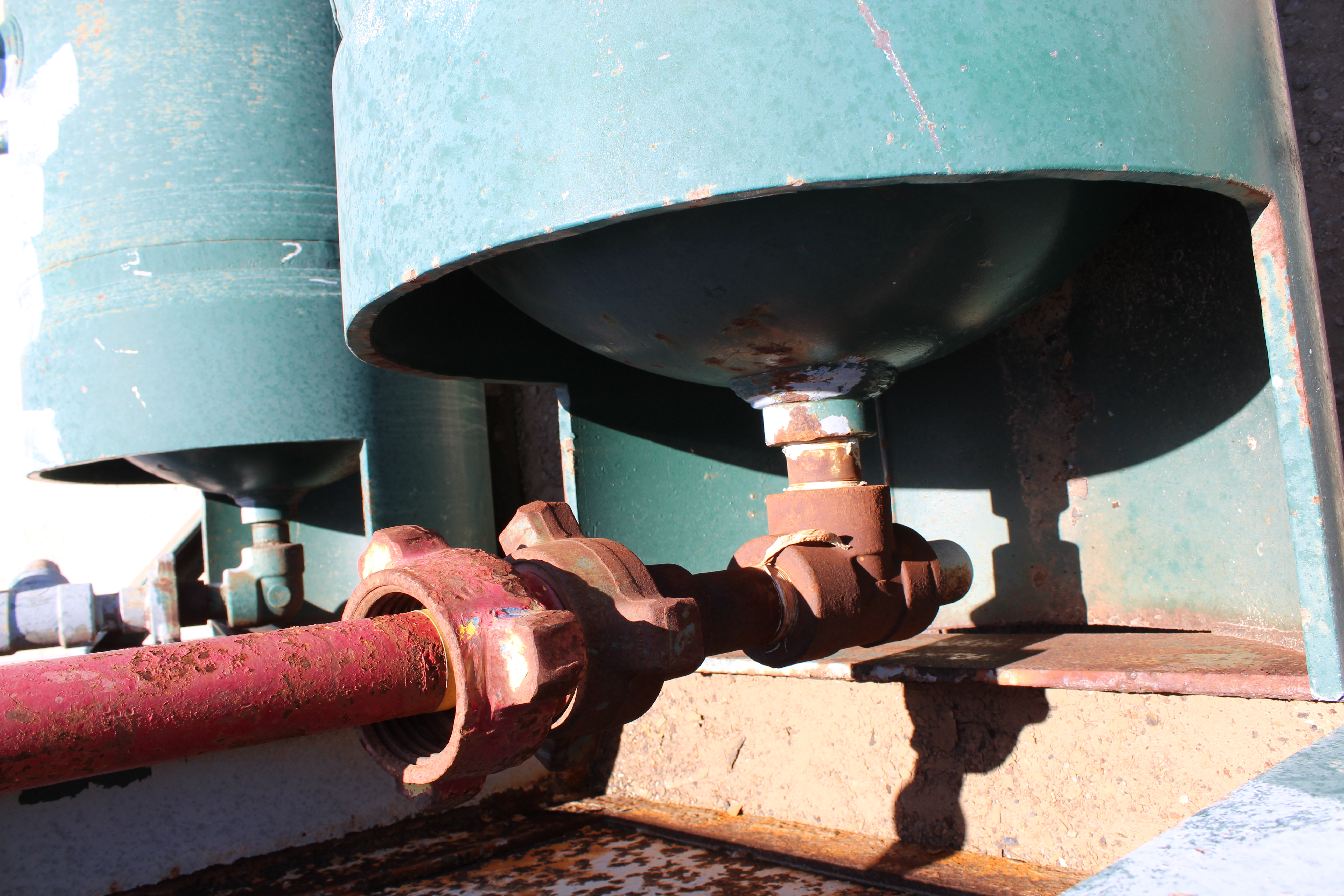 Used Sand Trap, Dual, Gravity, 30"x8', 3000#