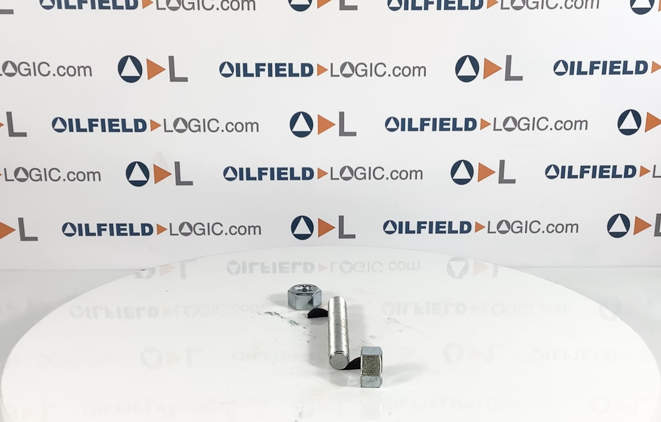 Stud, THD, 7/8"-9 x 5 1/2", Zinc