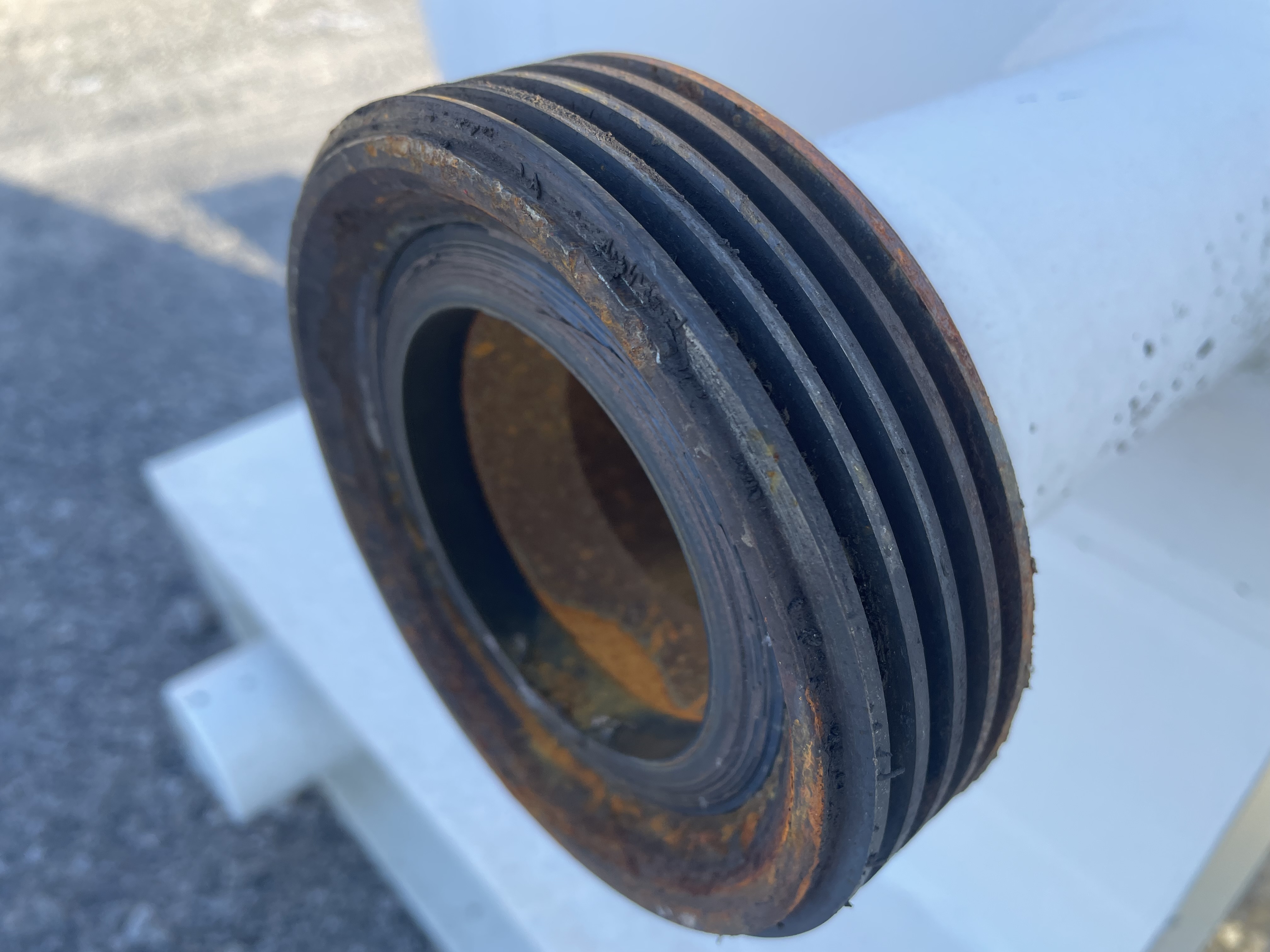 Used Sand Trap, Gravity, 24"x8', 3000#