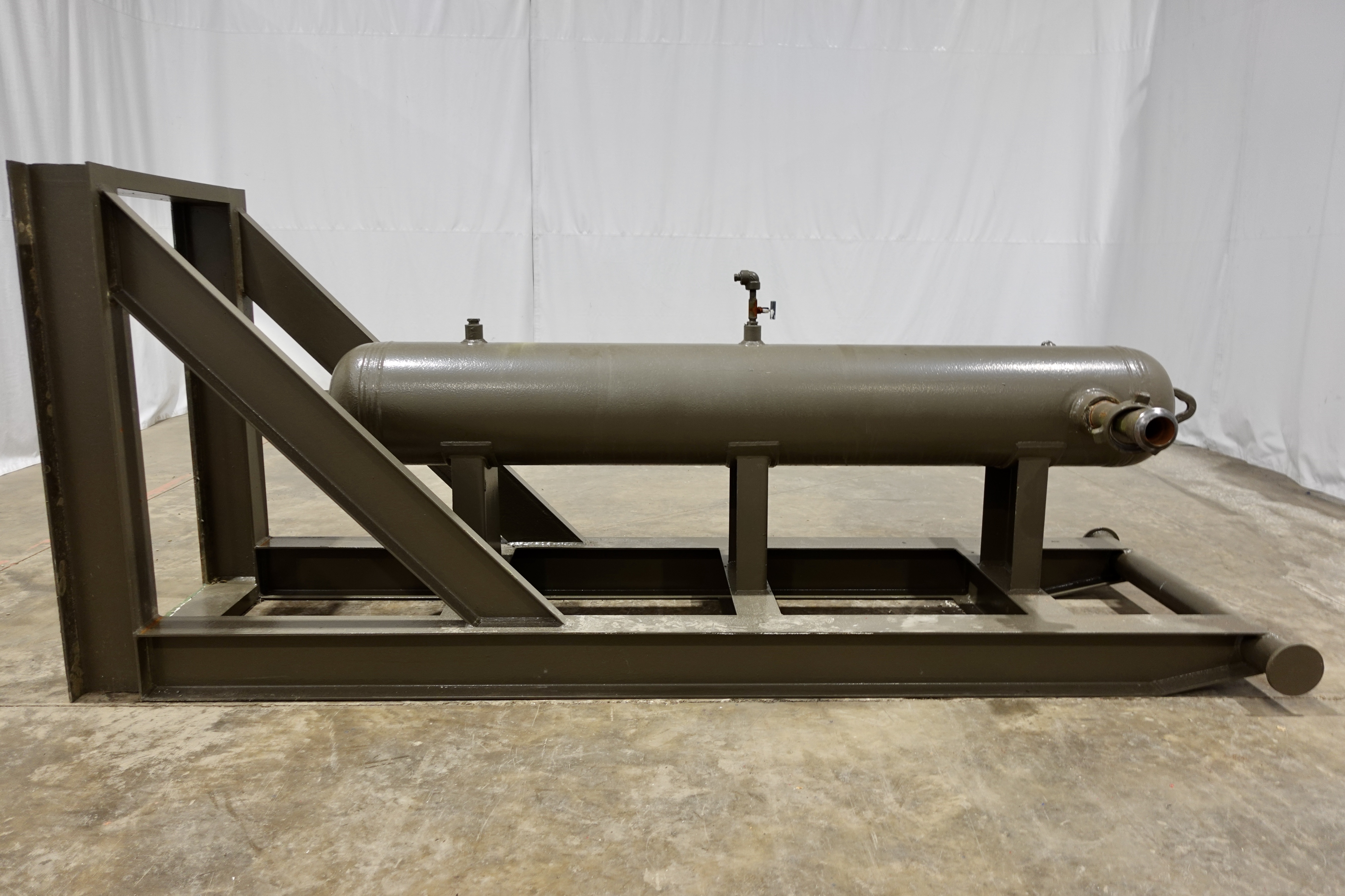 Used Sand Trap, Gravity, 16"x8', 3000#