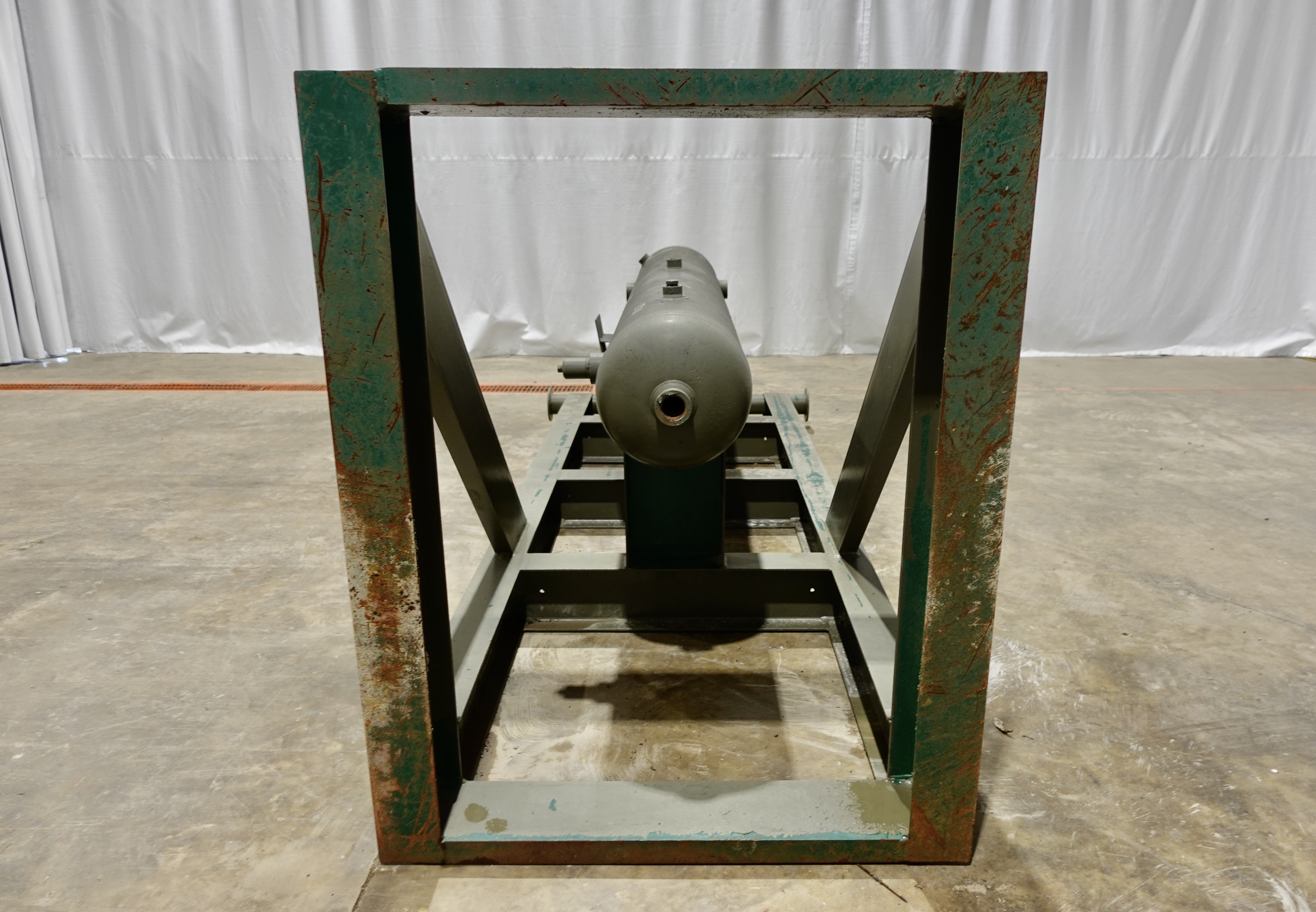 Used Sand Trap, Gravity, 16"x8', 3000#