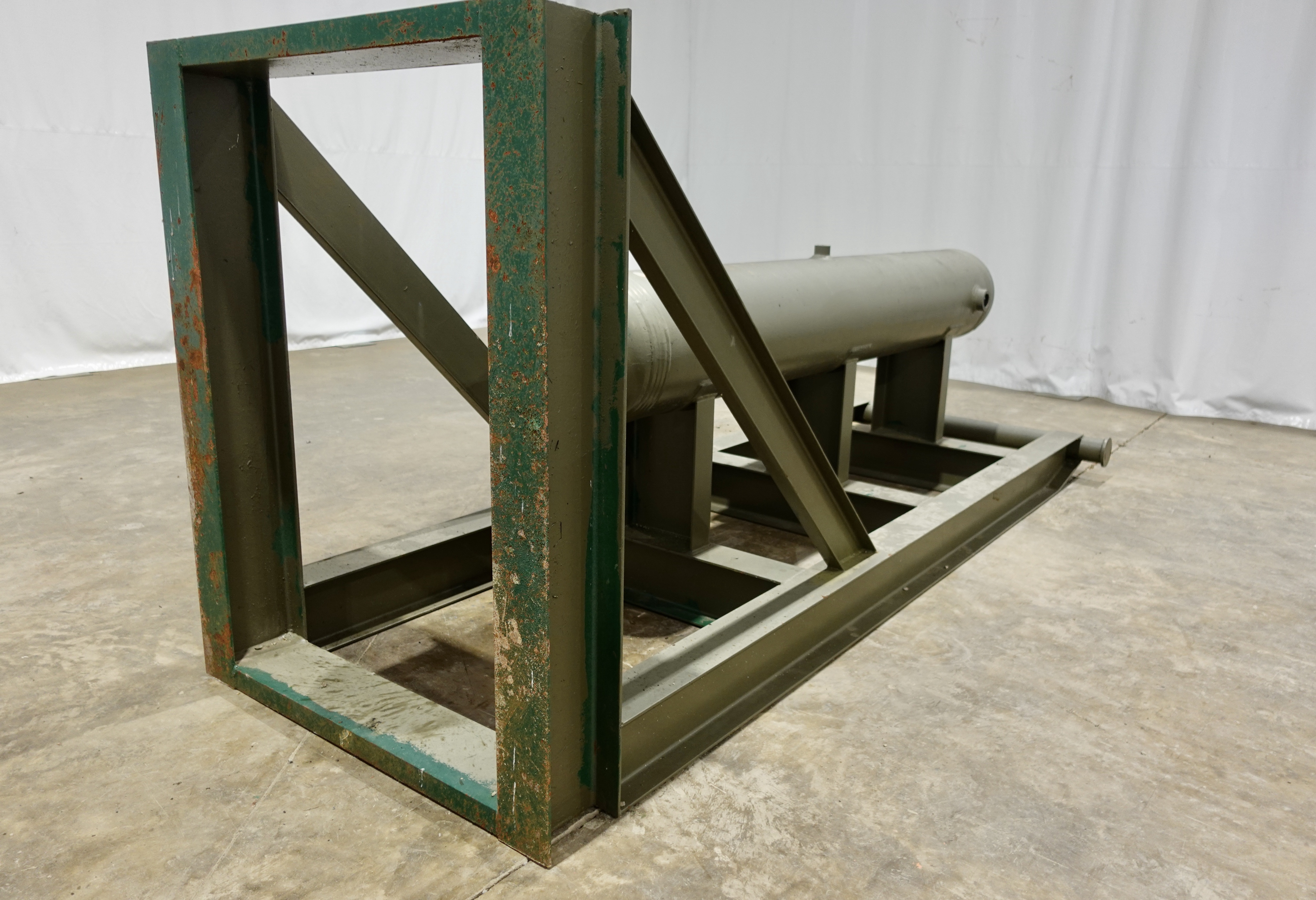 Used Sand Trap, Gravity, 16"x8', 3000#