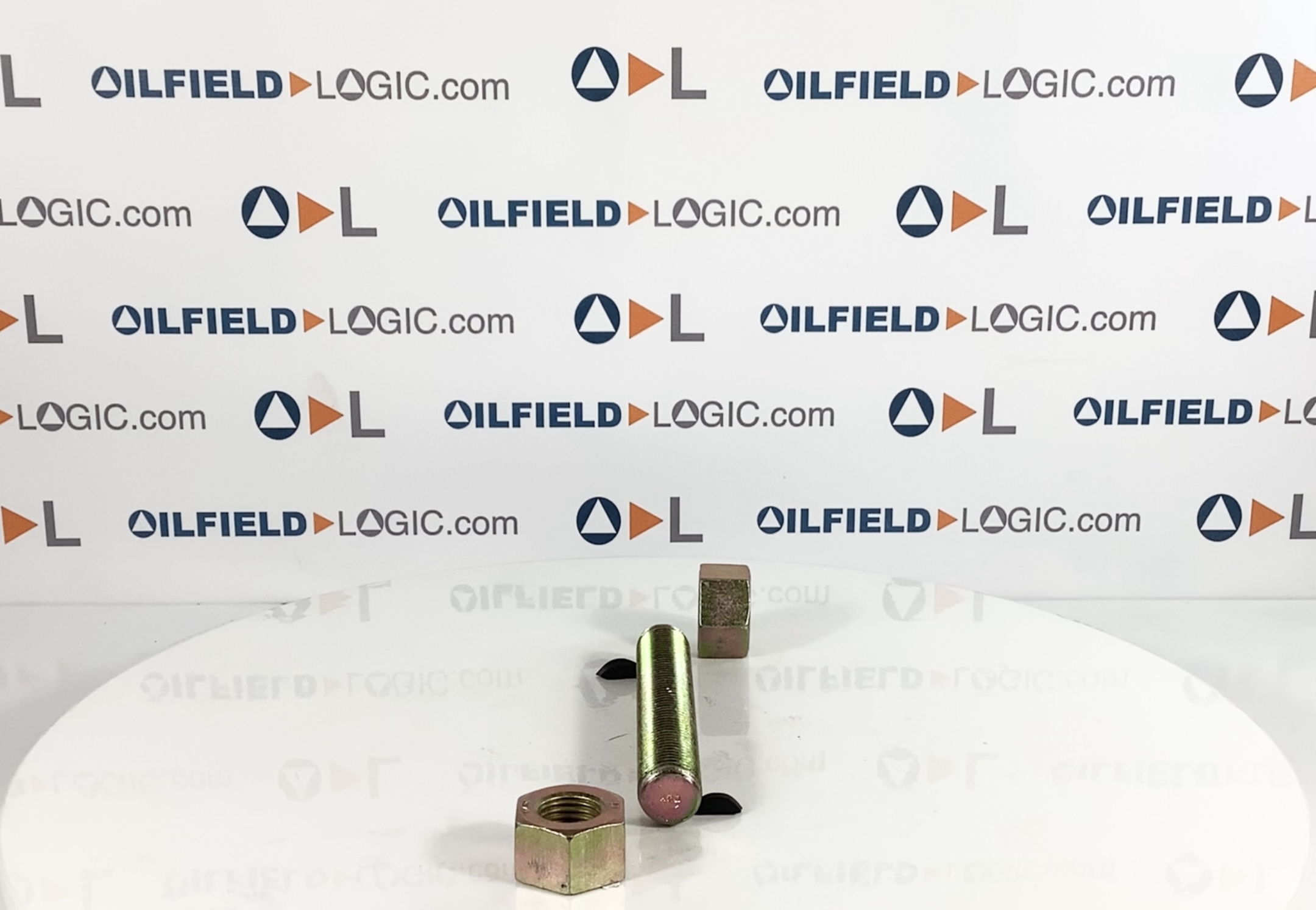  Stud, THD, 1 1/8"-8 x 7 1/2", Zinc