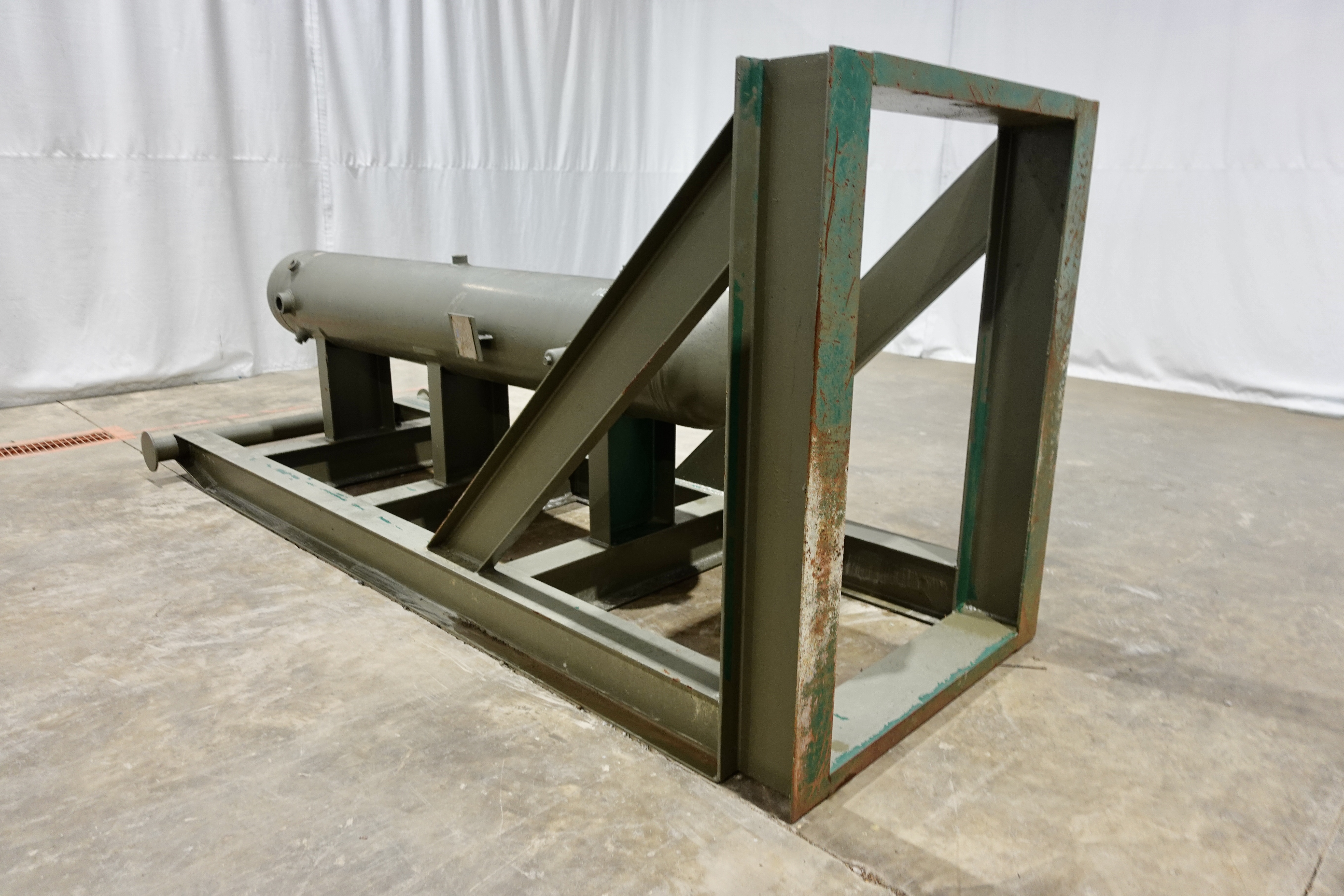 Used Sand Trap, Gravity, 16"x8', 3000#