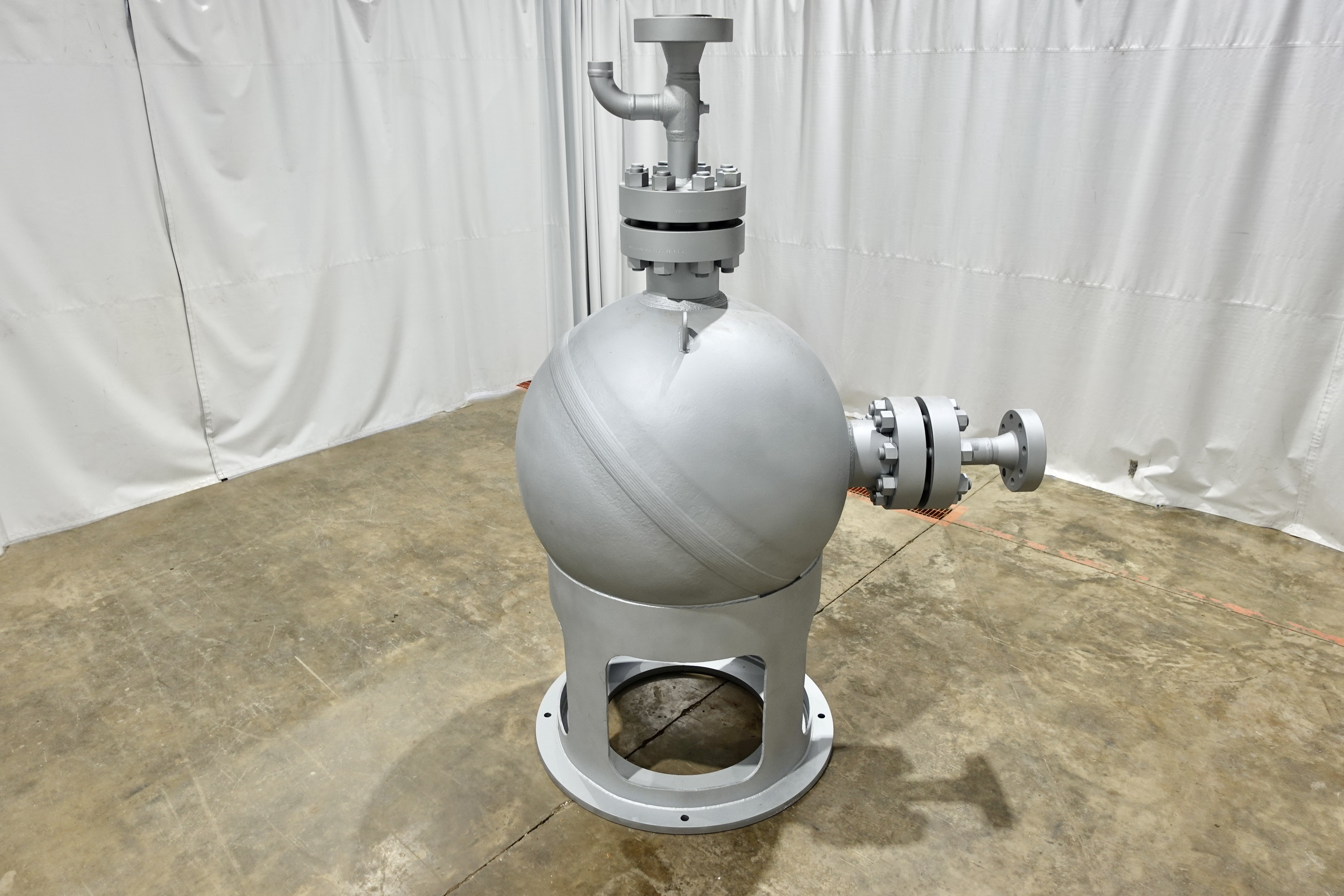 Used Sand Trap, Spherical, 48", 5000#