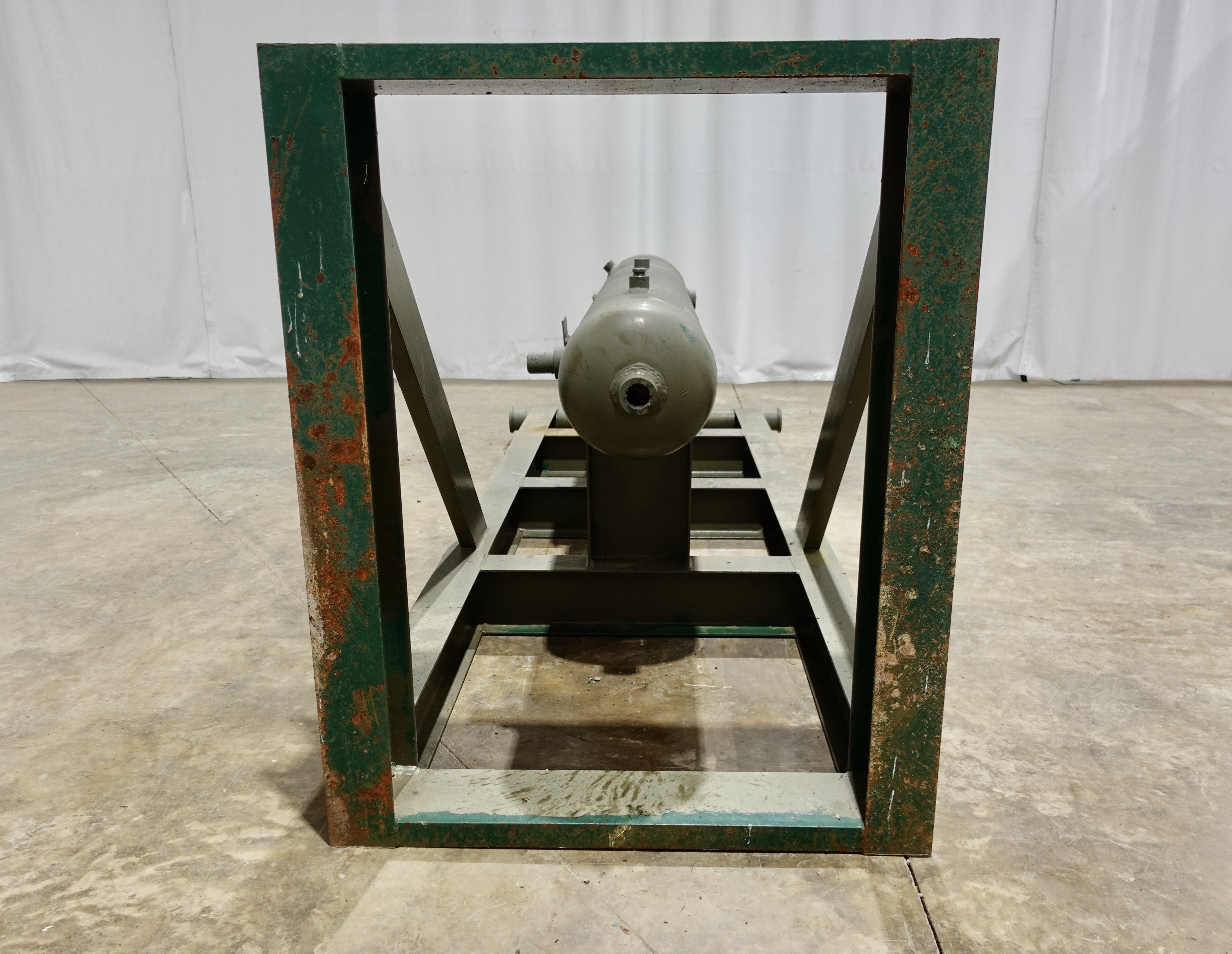 Used Sand Trap, Gravity, 16"x8', 3000#