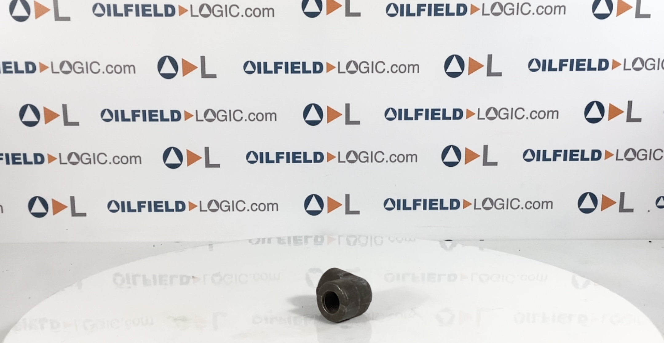 Elbow, THD, 1/2", FNPT, 3M, SA105