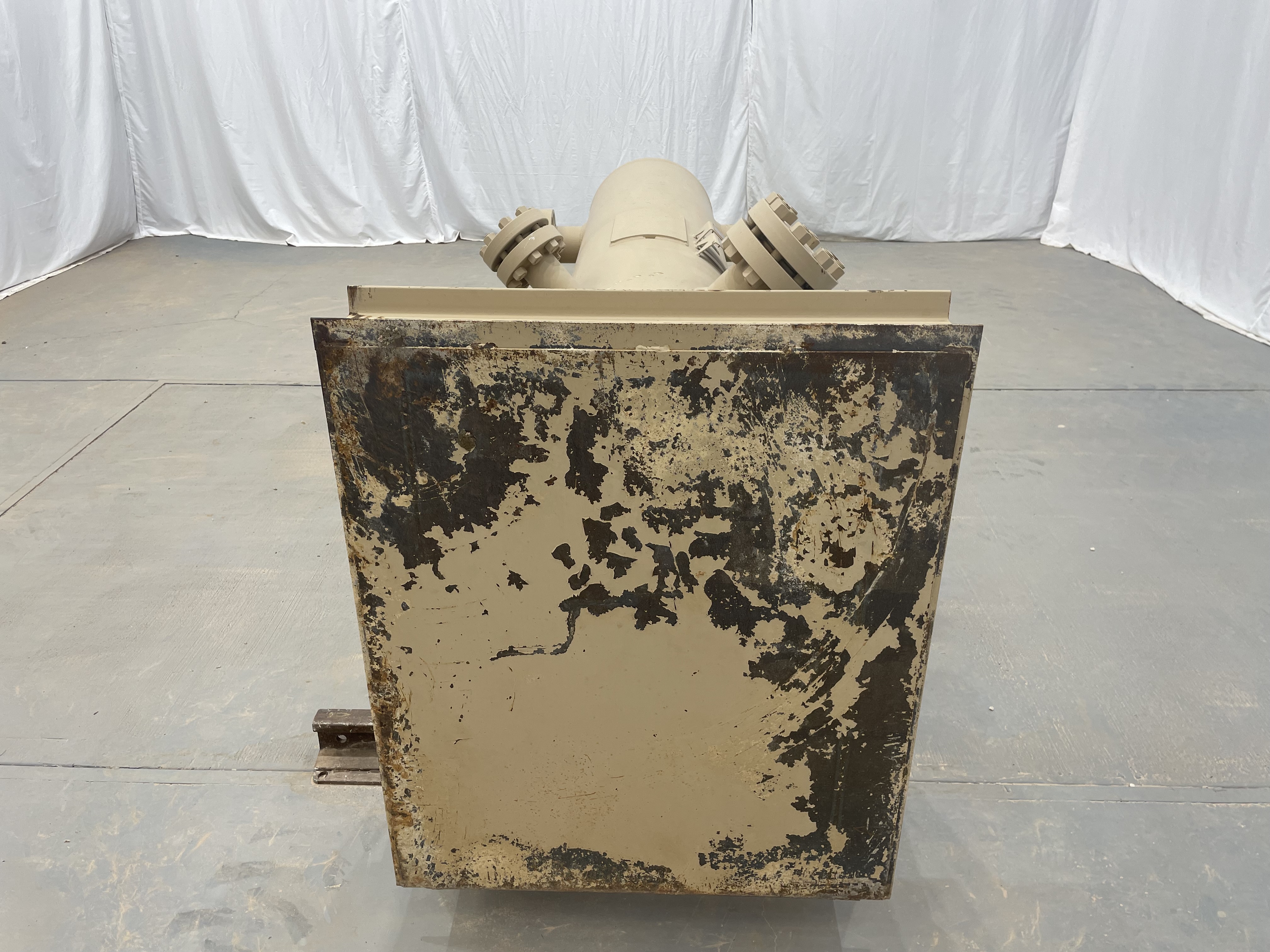 Used Sand Trap, Gravity, 24"x8', 3000#