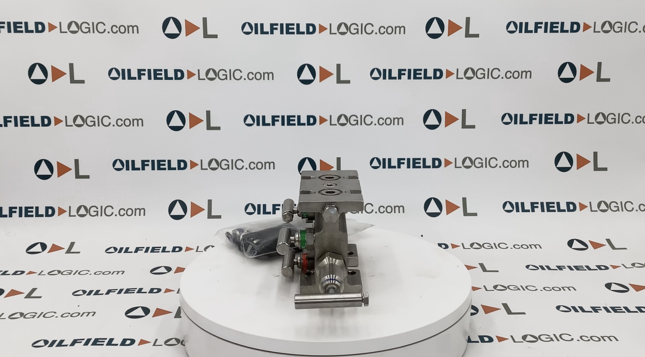 Manifold, 5-Valve, 3/8", 1440#