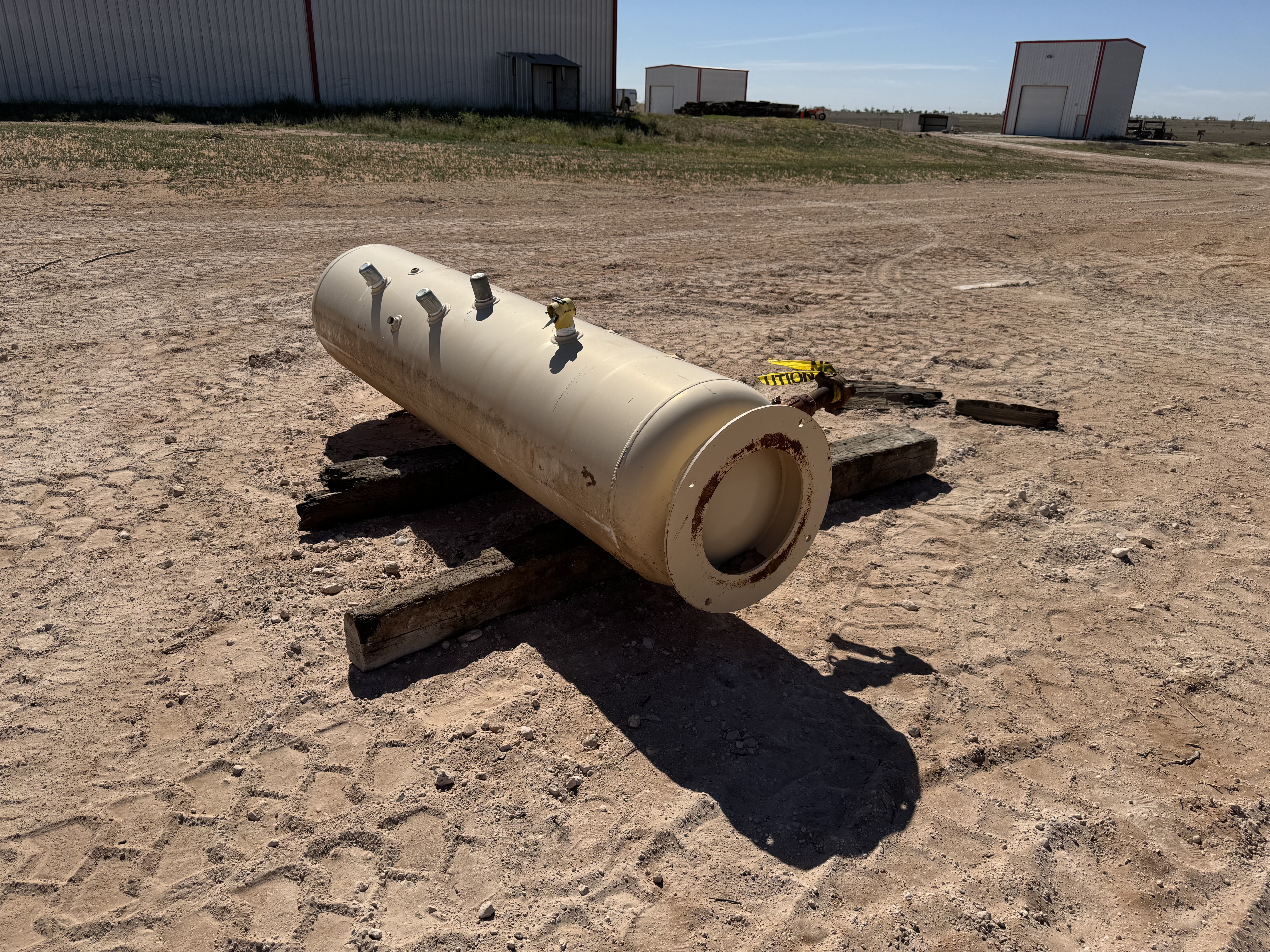 Used Separator, Vertical, 2P, 24"x7'6", 250#