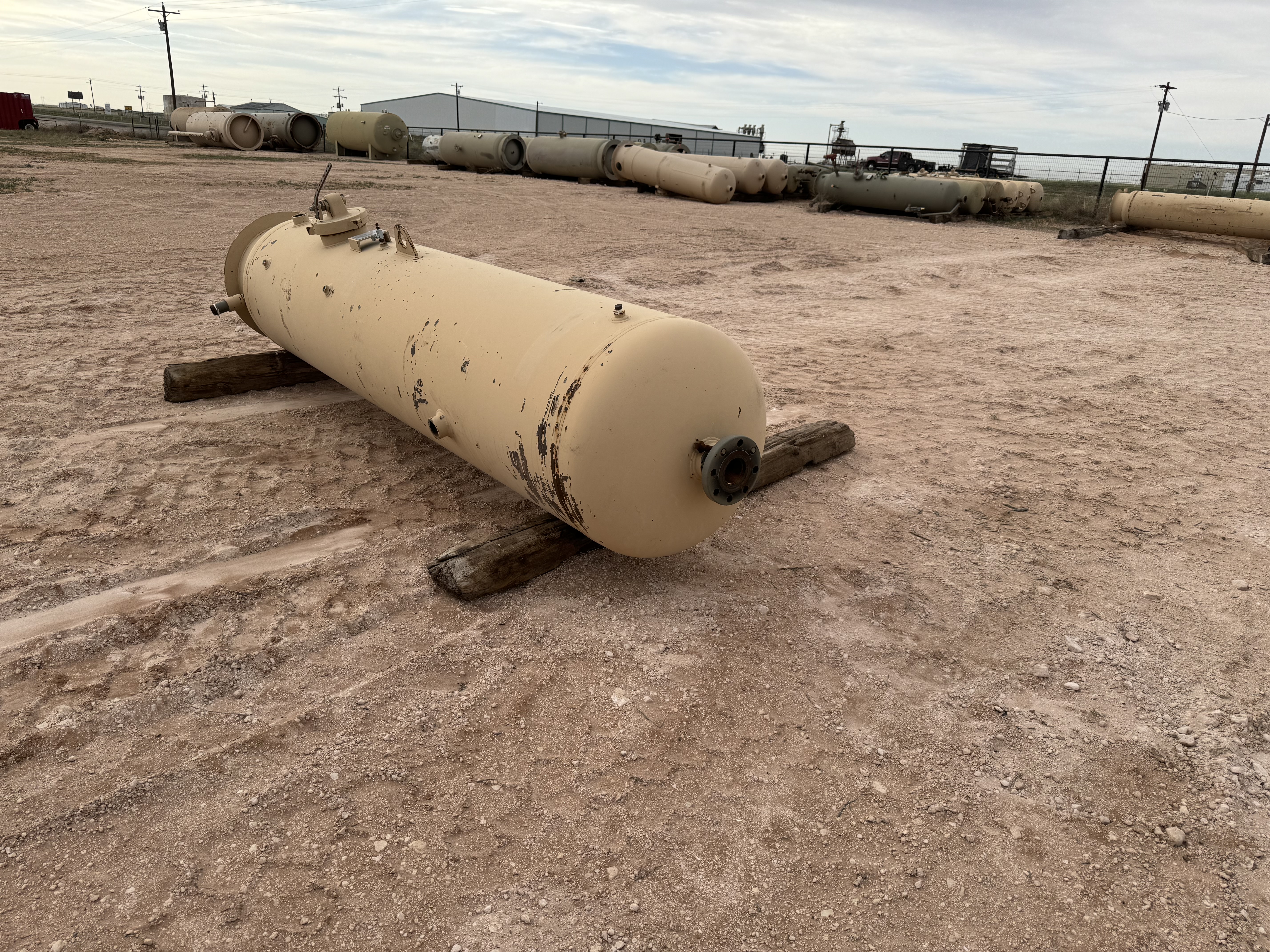 Used Separator, Vertical, 30"x10', 500#