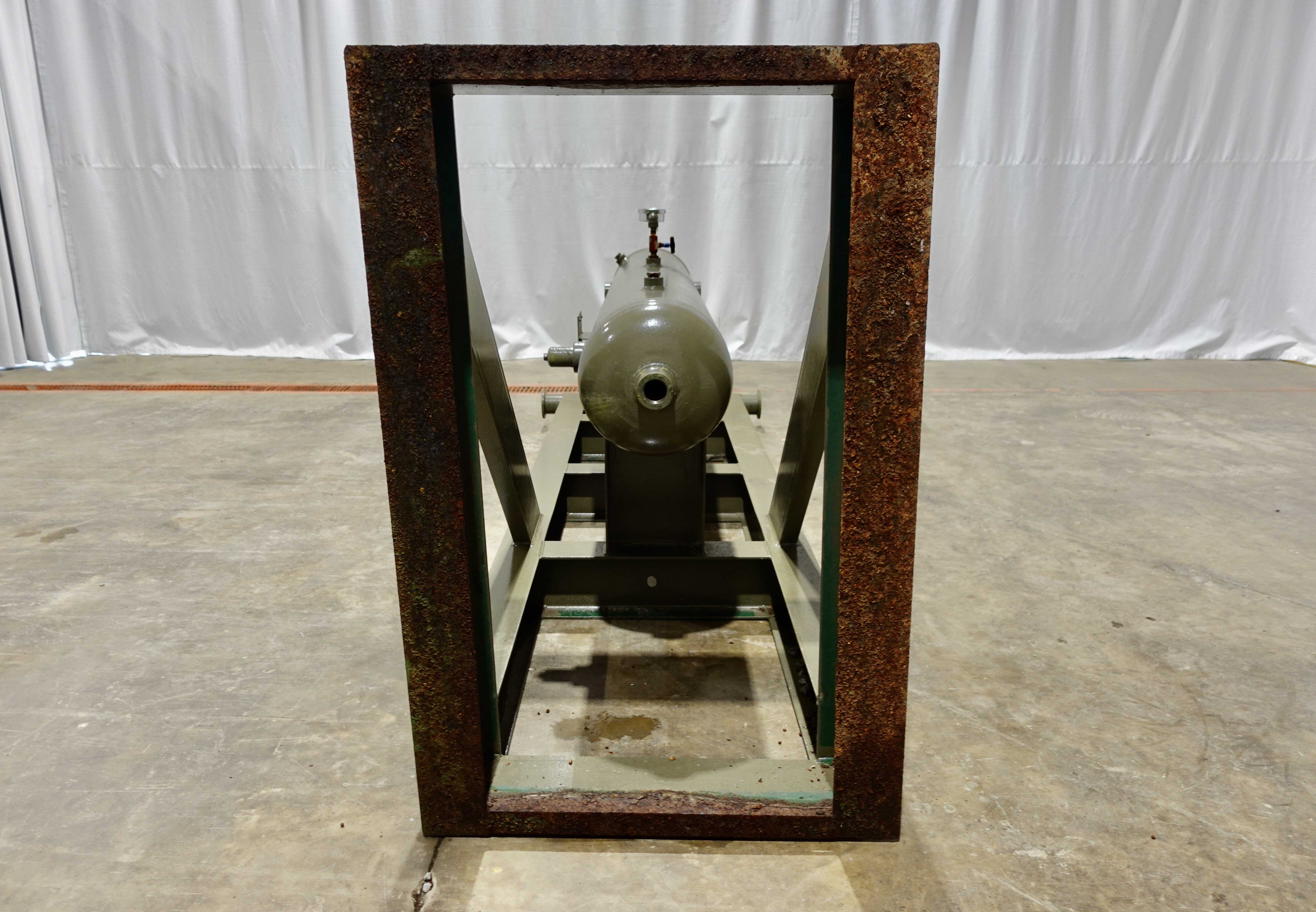 Used Sand Trap, Gravity, 16"x8', 3000#