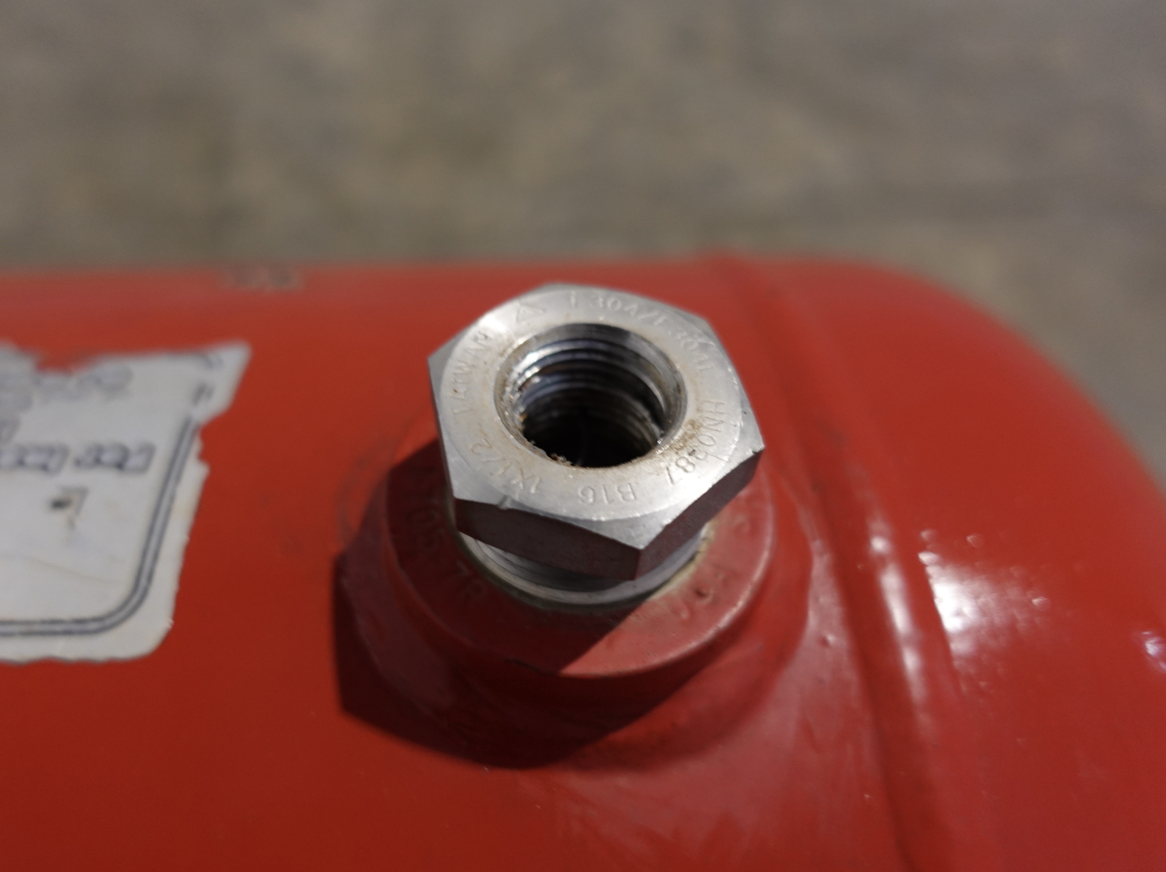 Used Blowcase, Horizontal, 8.9 gal, 200#