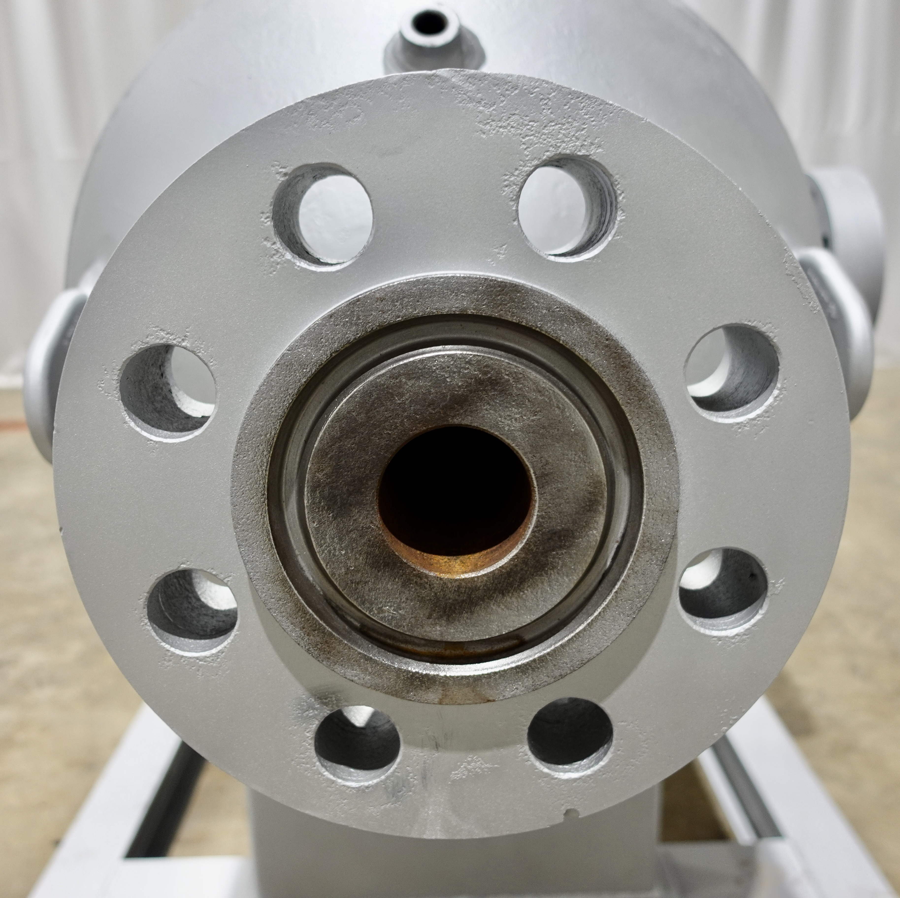 Refurbished Sand Trap, Gravity, 28"x8', 5000#