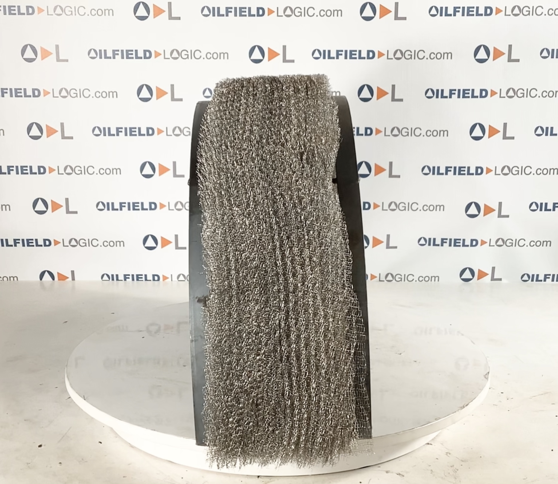 Mist Pad, Semi Circle, 26"x13-3/4"x8"