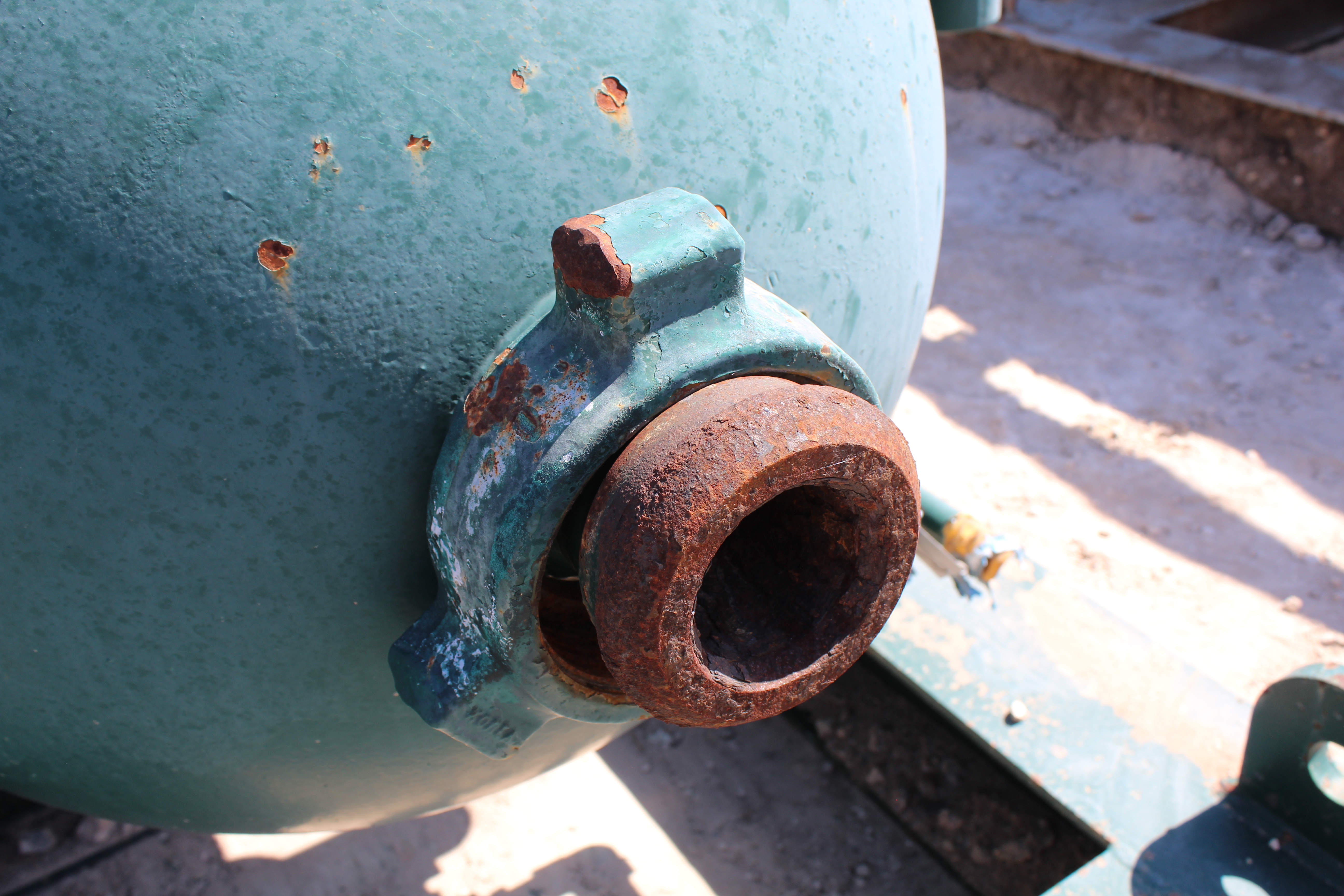 Used Sand Trap, Dual, Gravity, 30"x8', 3000#