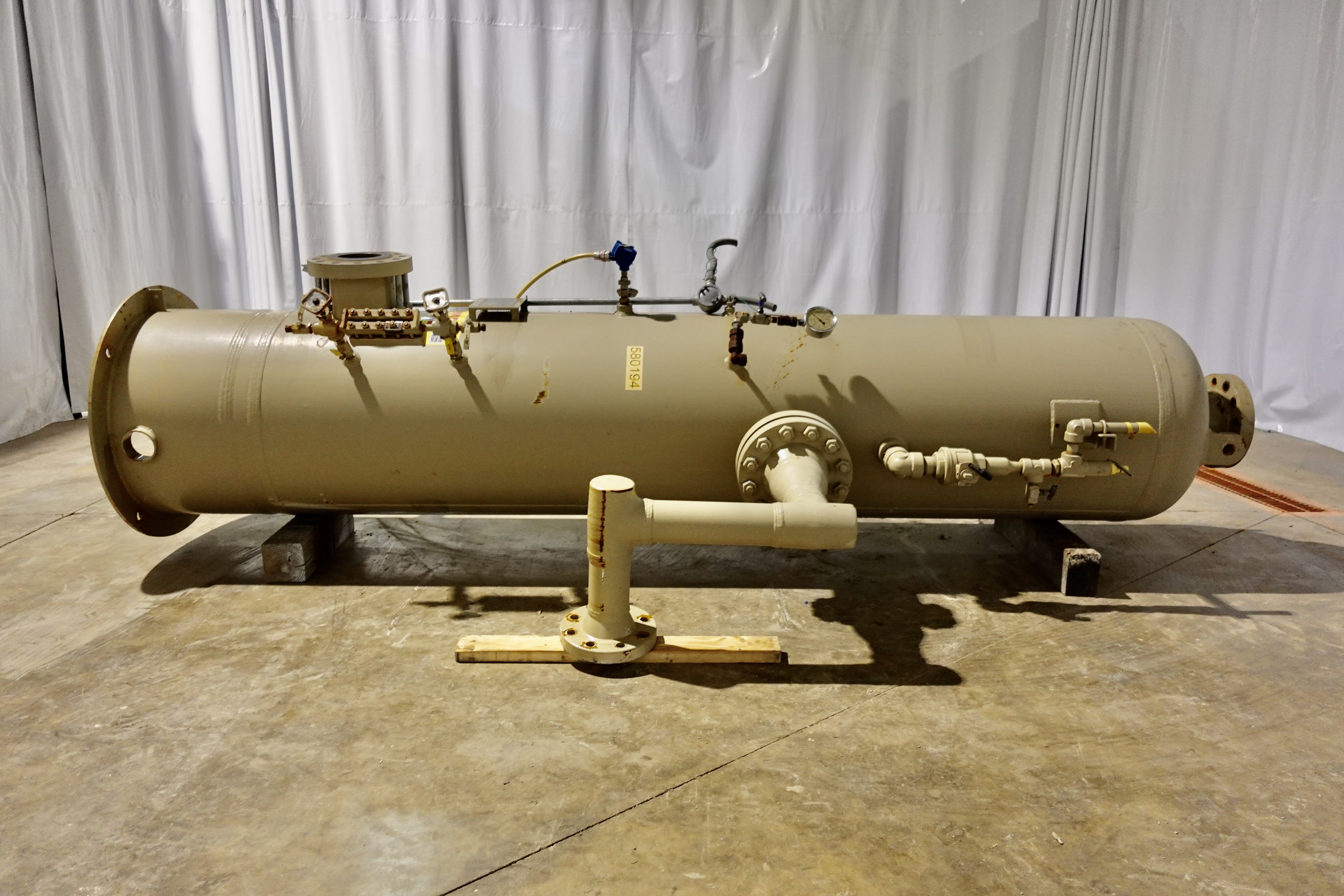 Used Separator, Vertical, 2P, 30"x10', 1440#