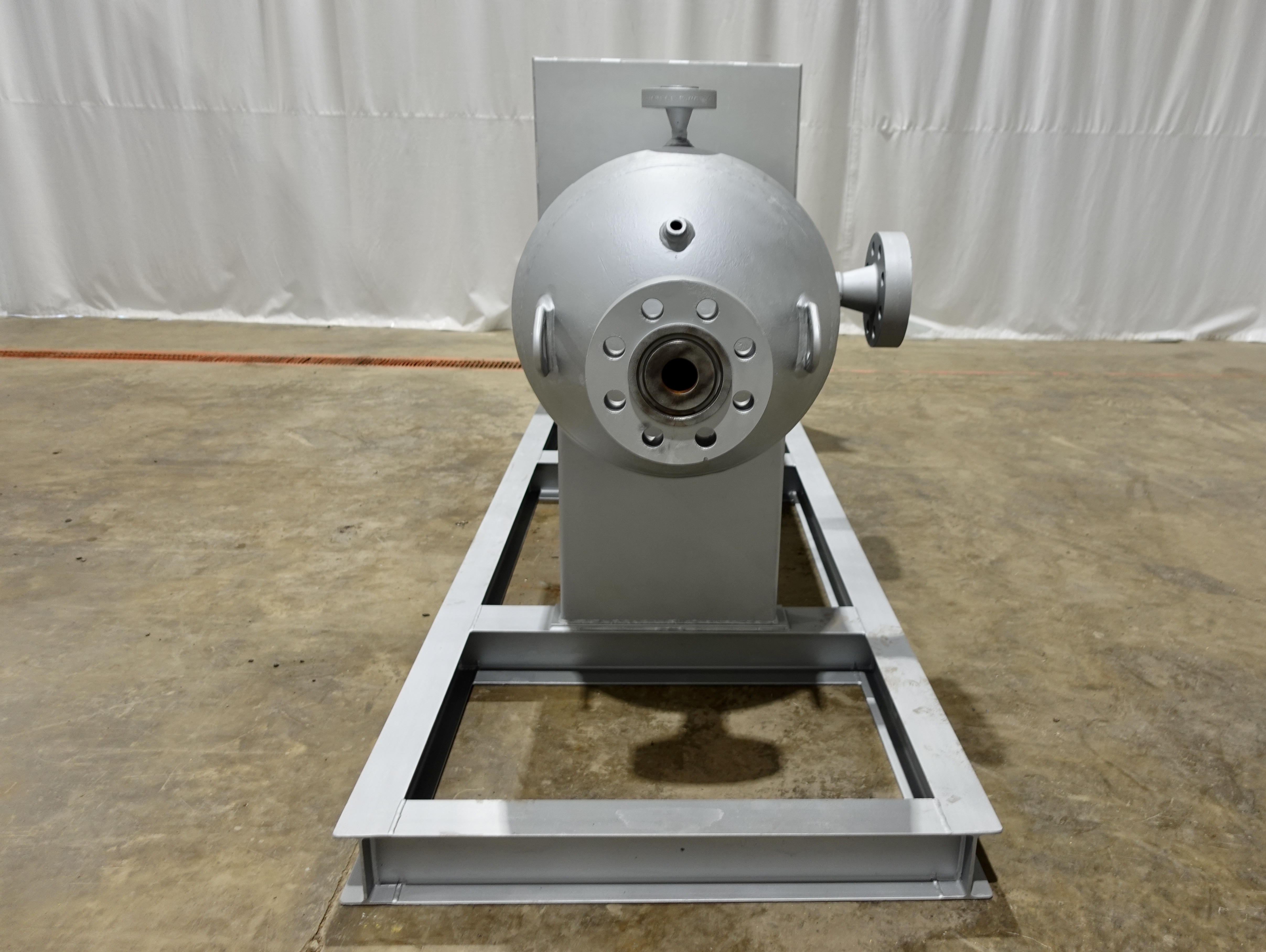 Refurbished Sand Trap, Gravity, 28"x8', 5000#