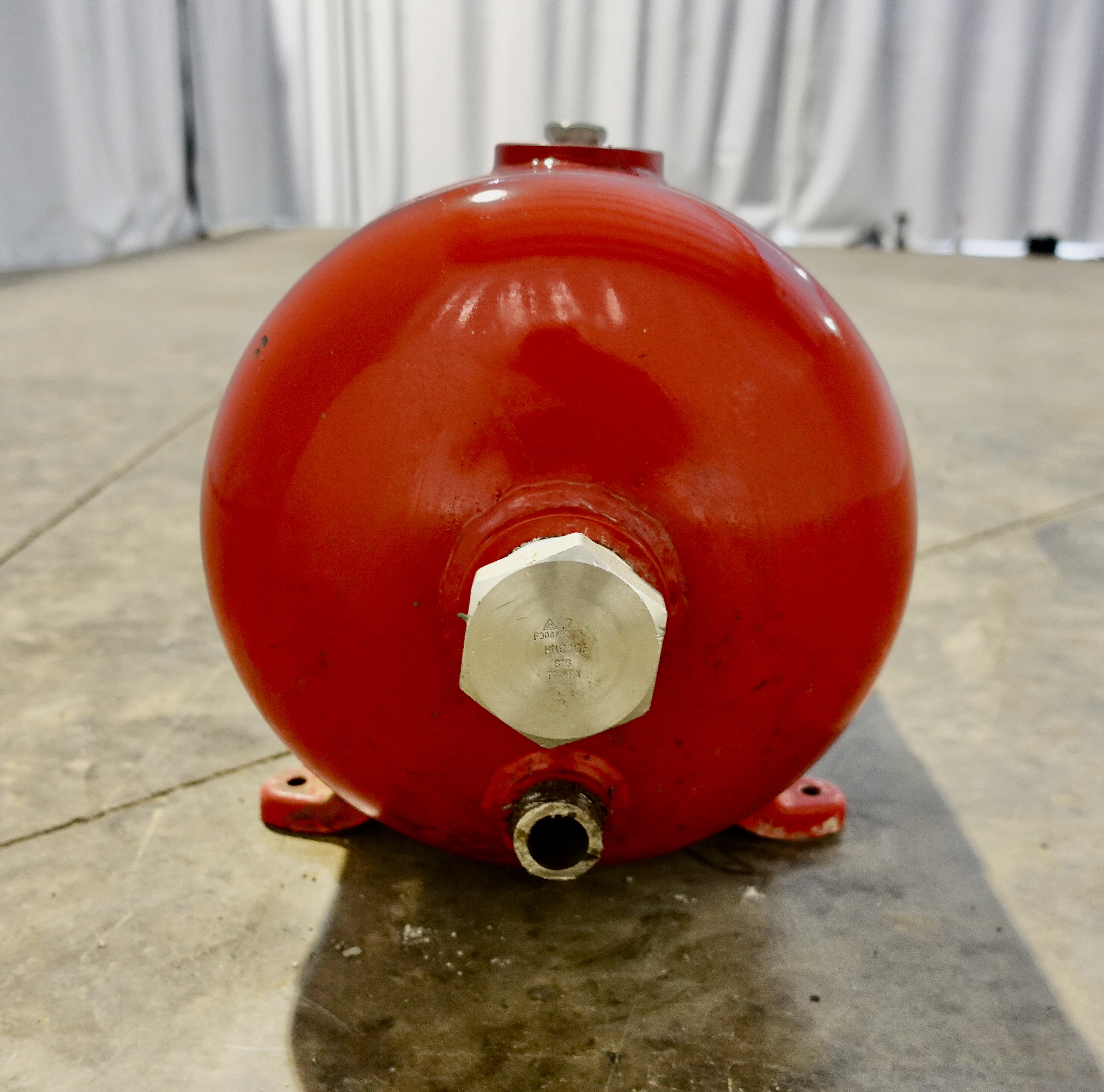 Used Blowcase, Horizontal, 8.9 gal, 200#