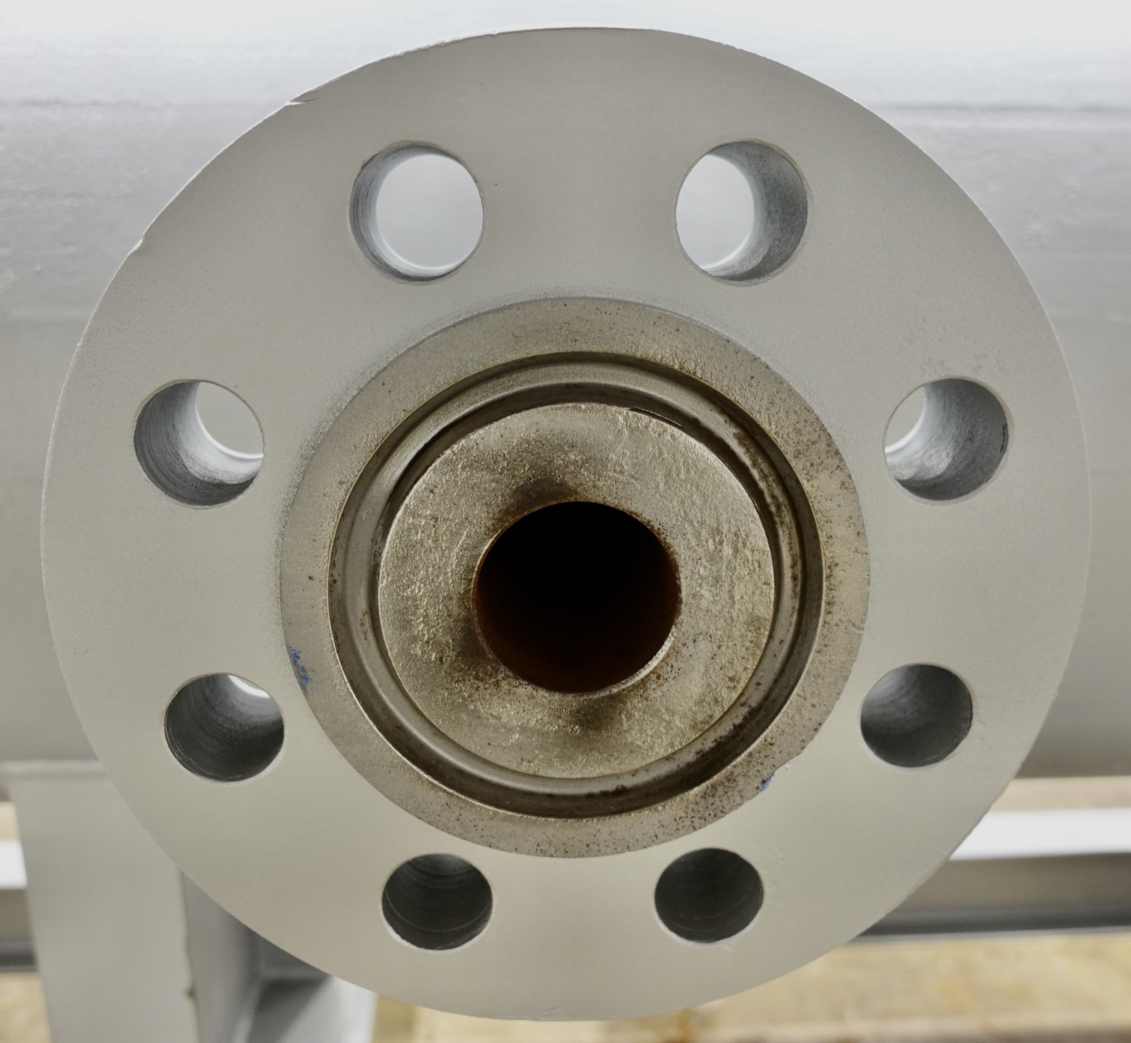 Refurbished Sand Trap, Gravity, 28"x8', 5000#