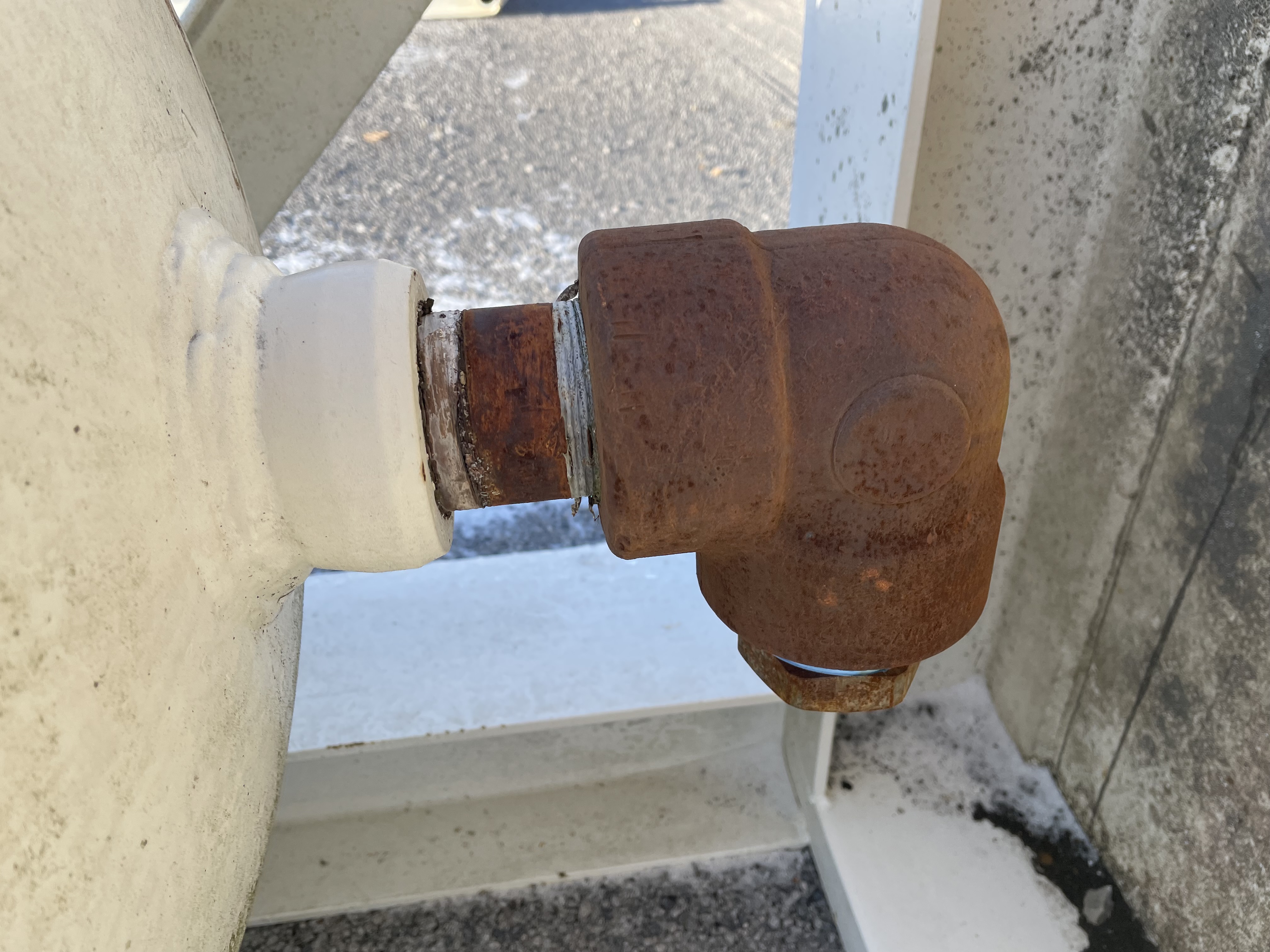 Used Sand Trap, Gravity, 24"x8', 3000#