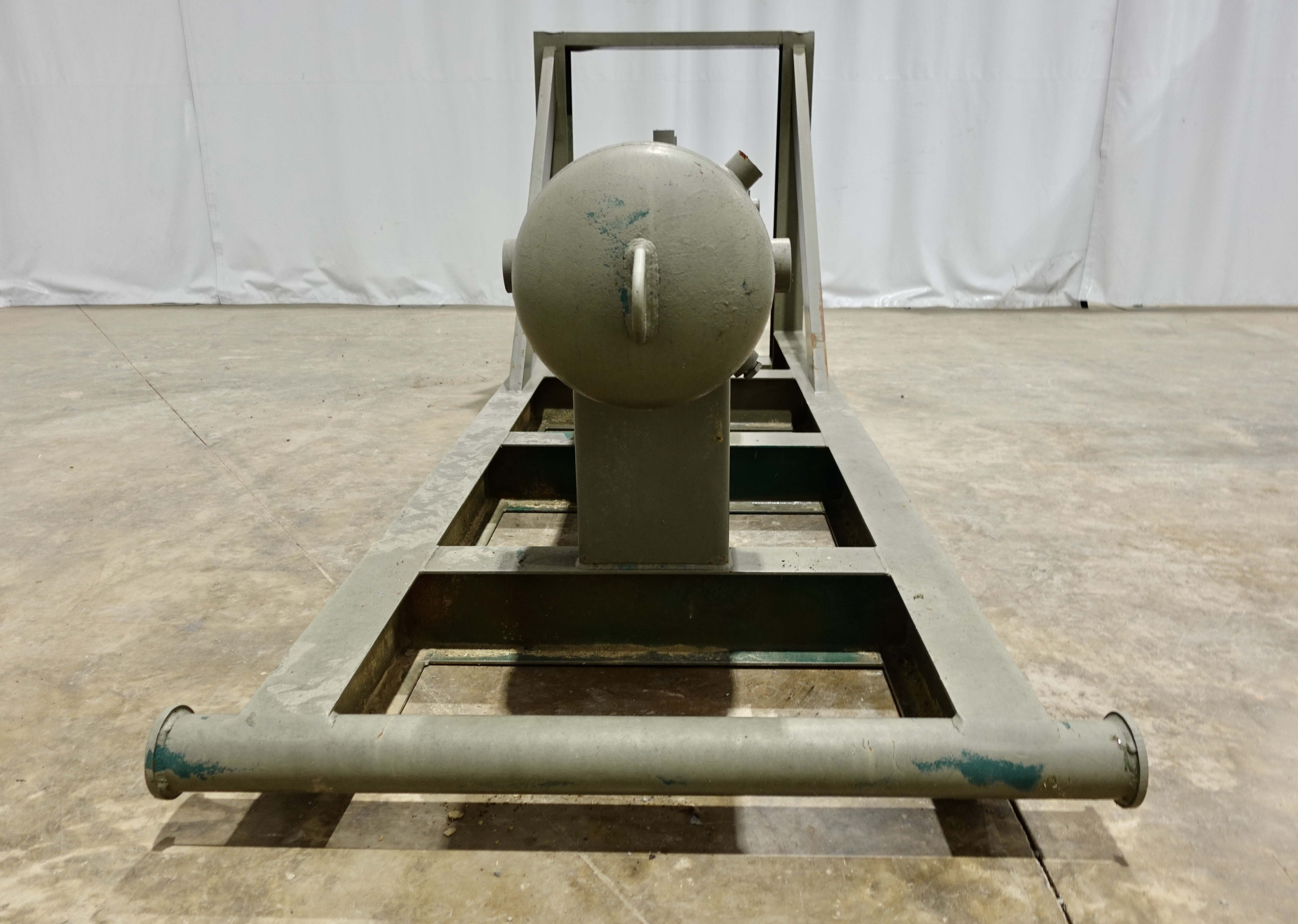 Used Sand Trap, Gravity, 16"x8', 3000#