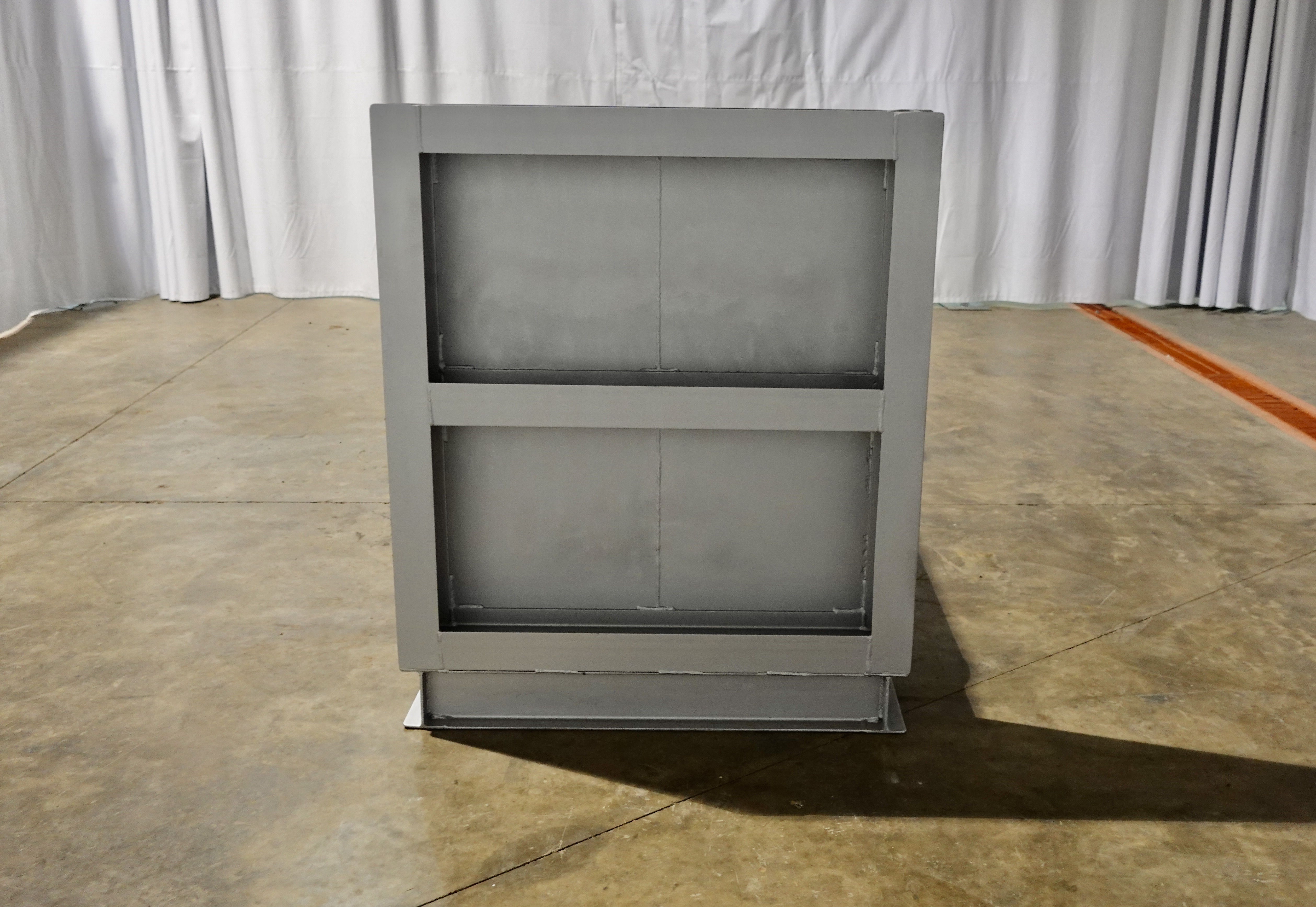 Refurbished Sand Trap, Gravity, 20"x8', 5000#