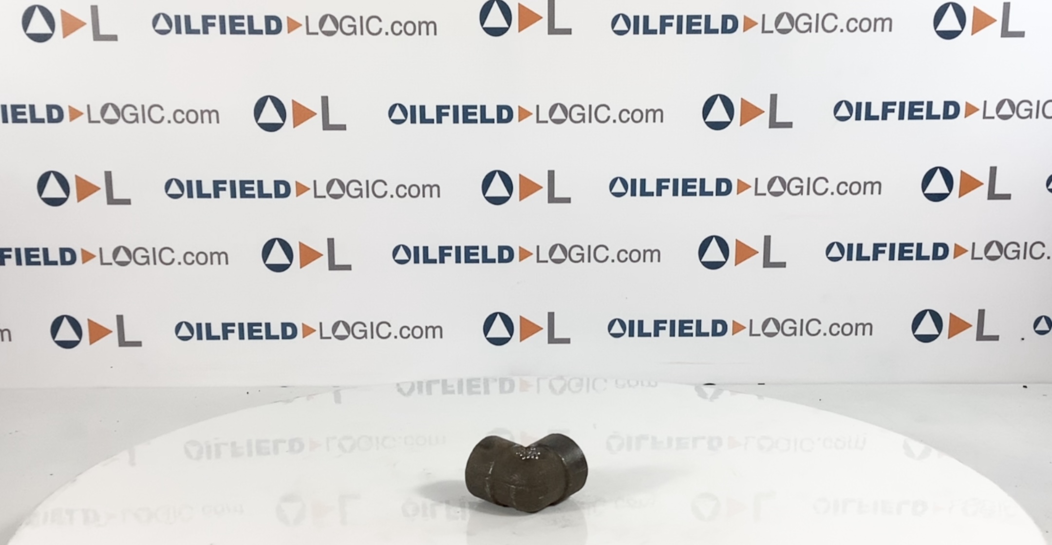 Elbow, THD, 1/2", FNPT, 3M, SA105