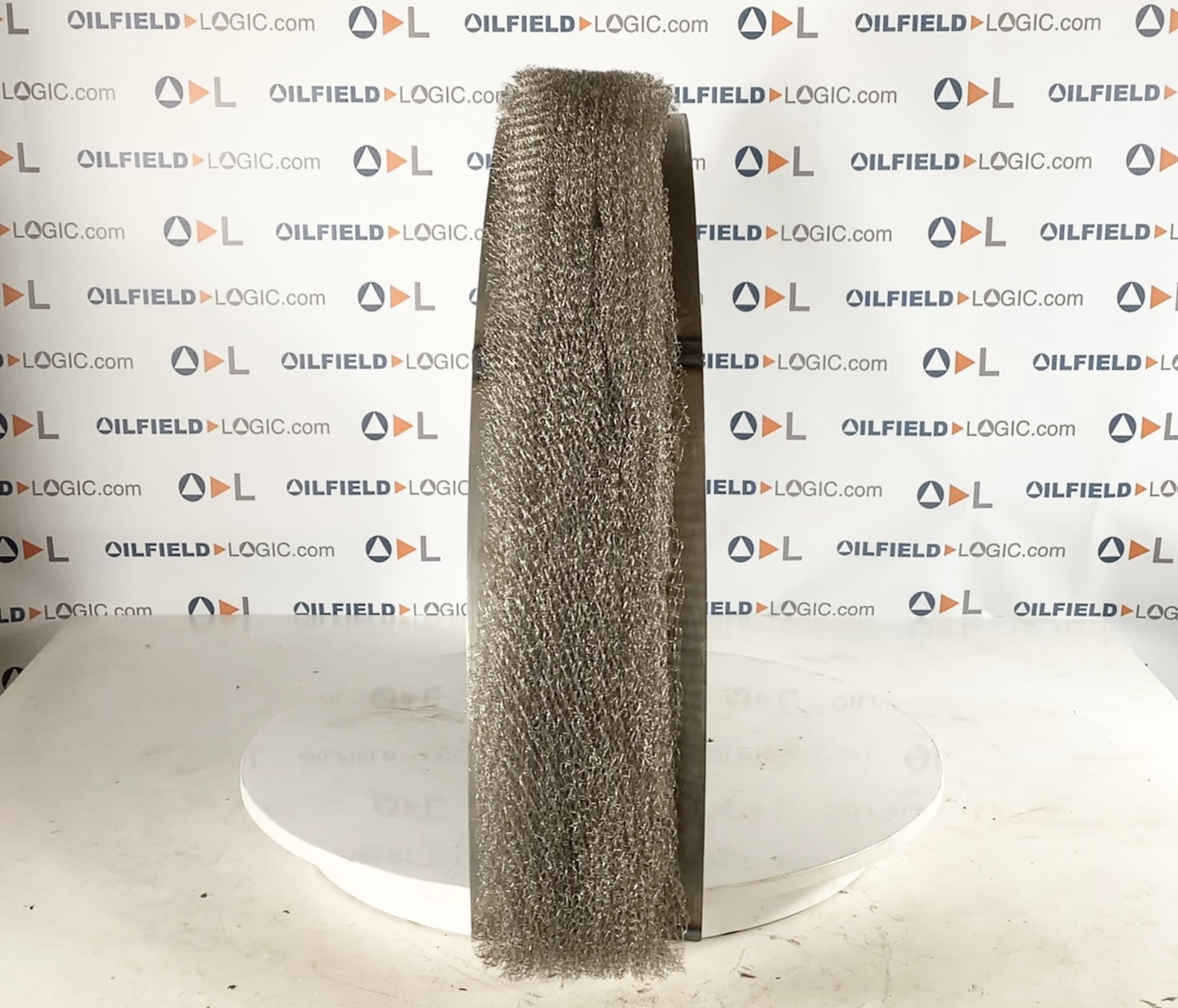 Mist Pad, Semi Circle, 33-3/4"x22-1/2"x6"