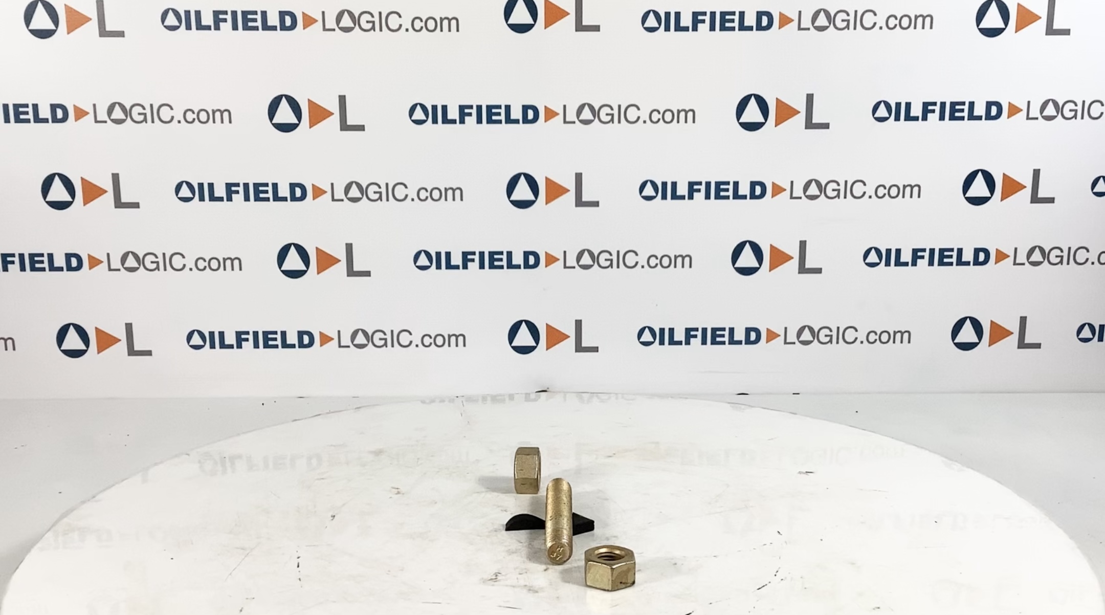 Stud, THD, 5/8"-11x4", Cadmium