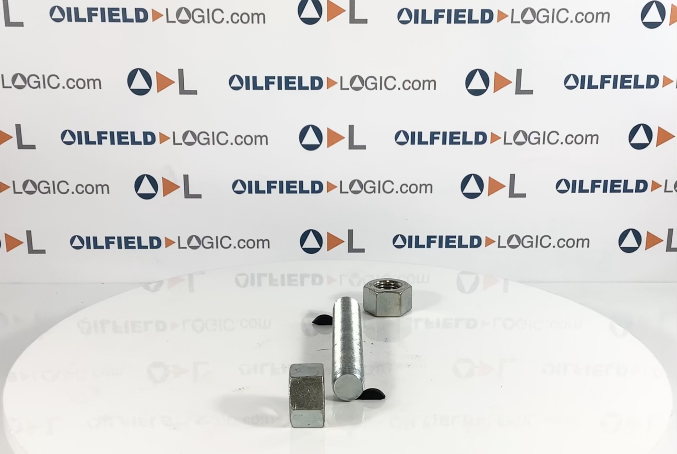 Stud, THD, 1 1/8"-8 x 7 1/2", Cadmium