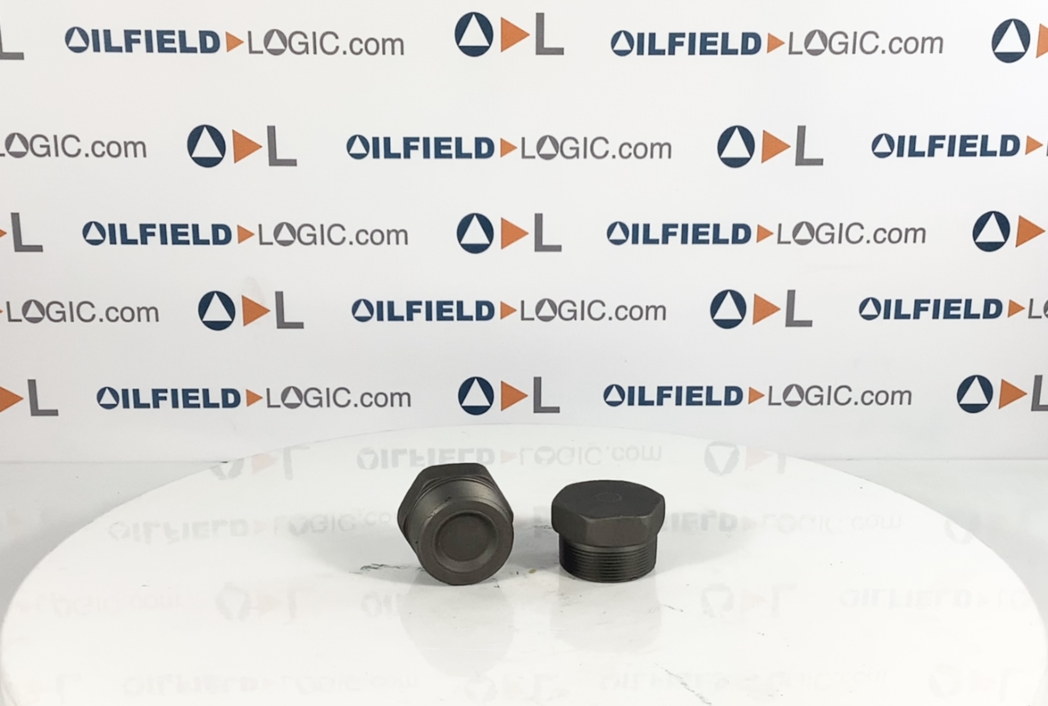 Plug, THD, 2", SA105