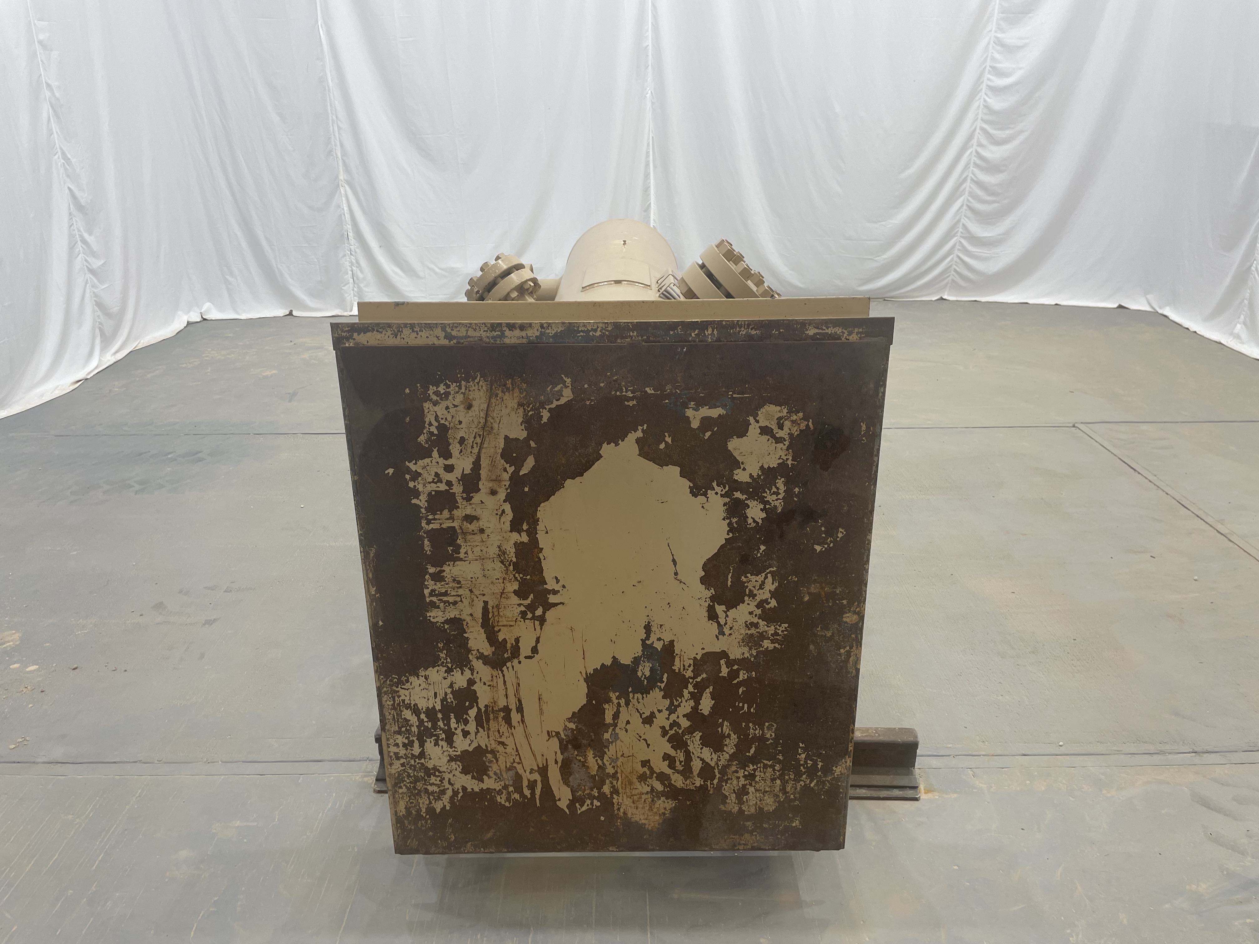 Used Sand Trap, Gravity, 24"x8', 3000#