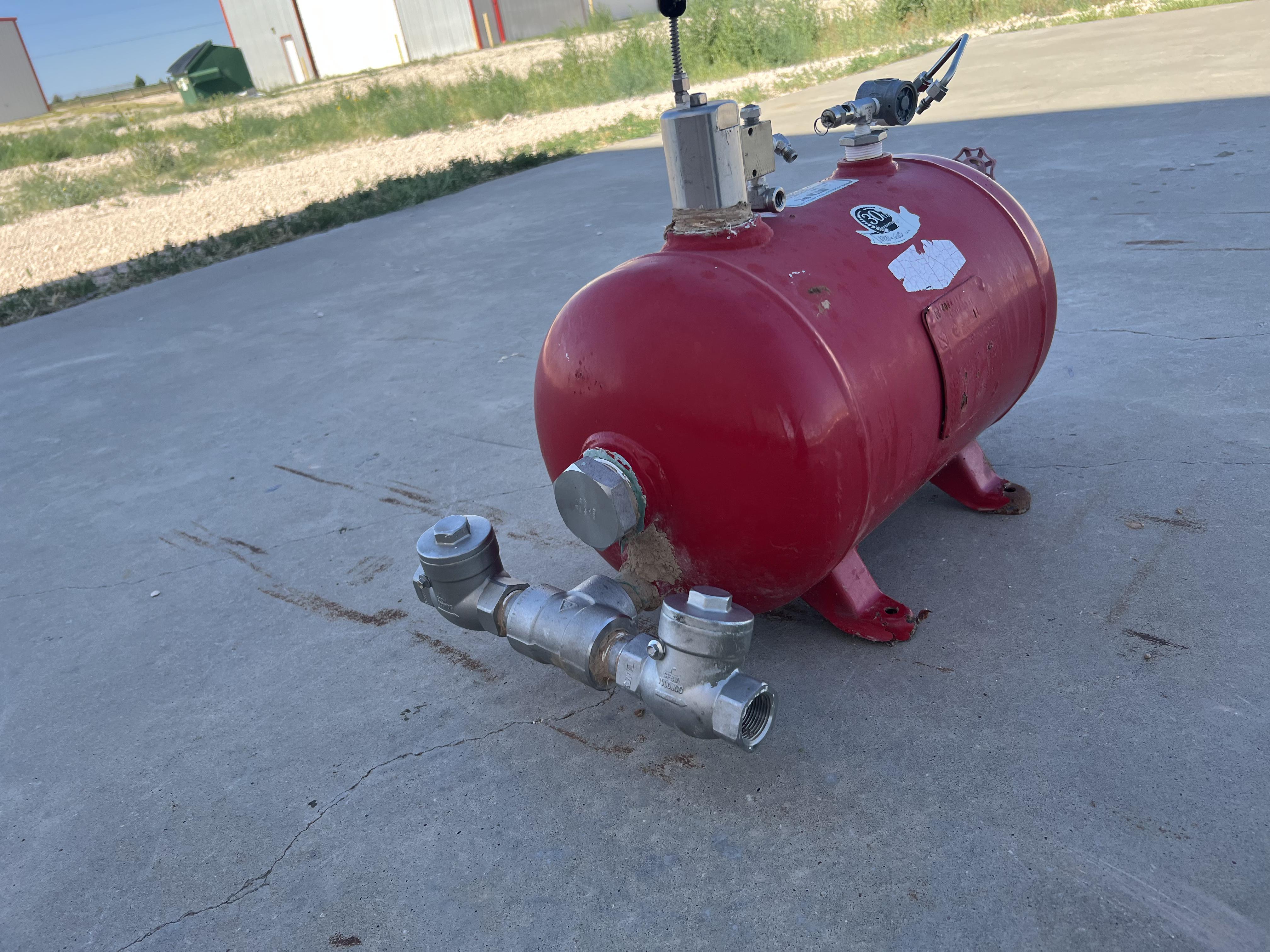 Blowcase, Horizontal, 8.9 gal, 200#