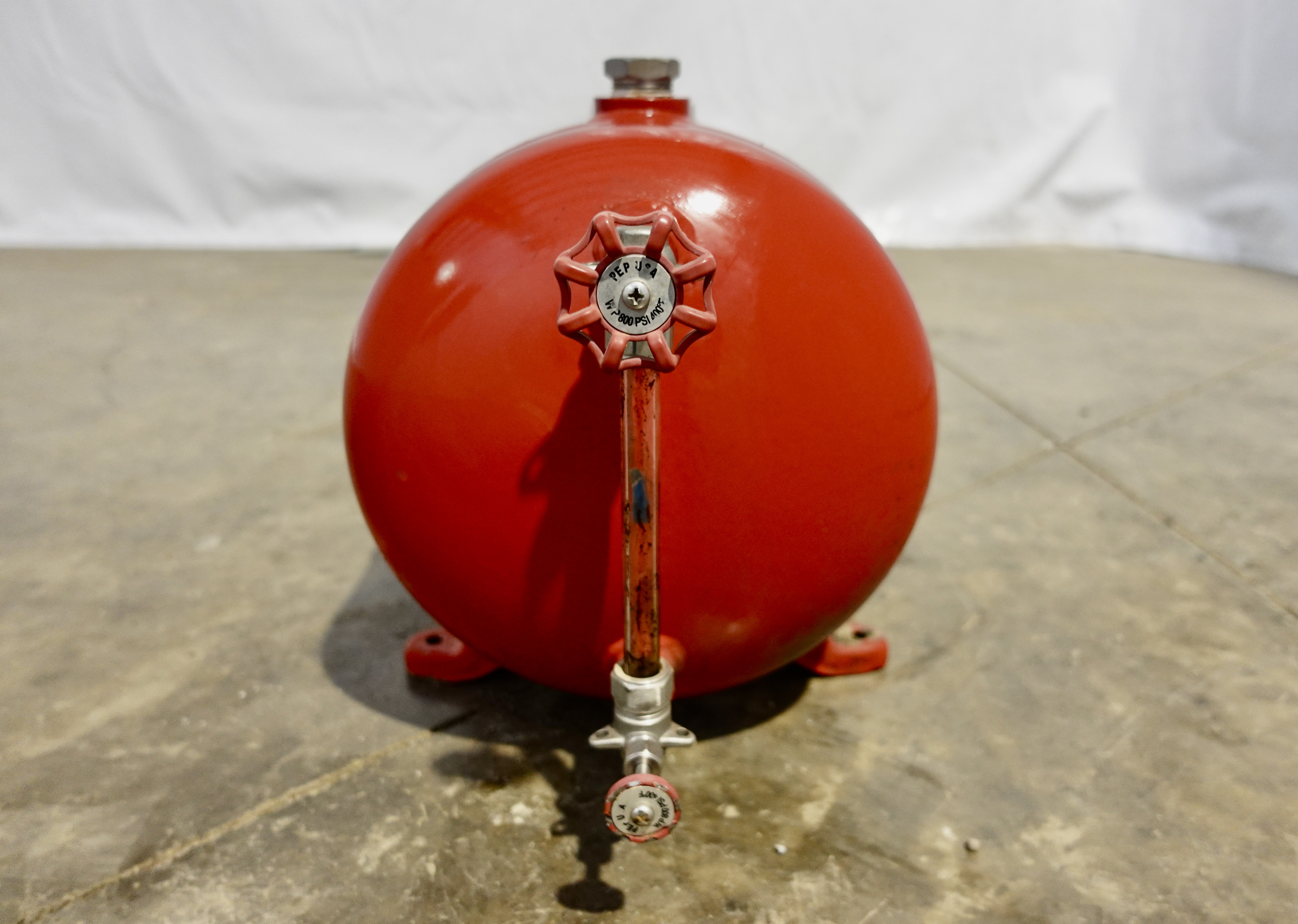 Used Blowcase, Horizontal, 8.9 gal, 200#