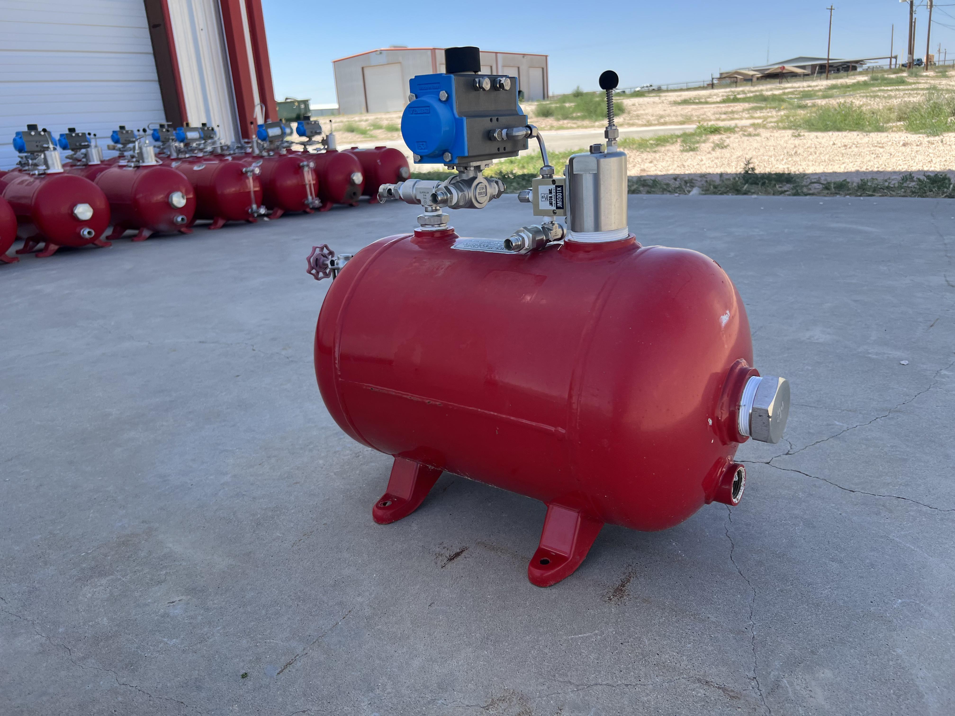 Blowcase, Horizontal, 8.9 gal, 200#