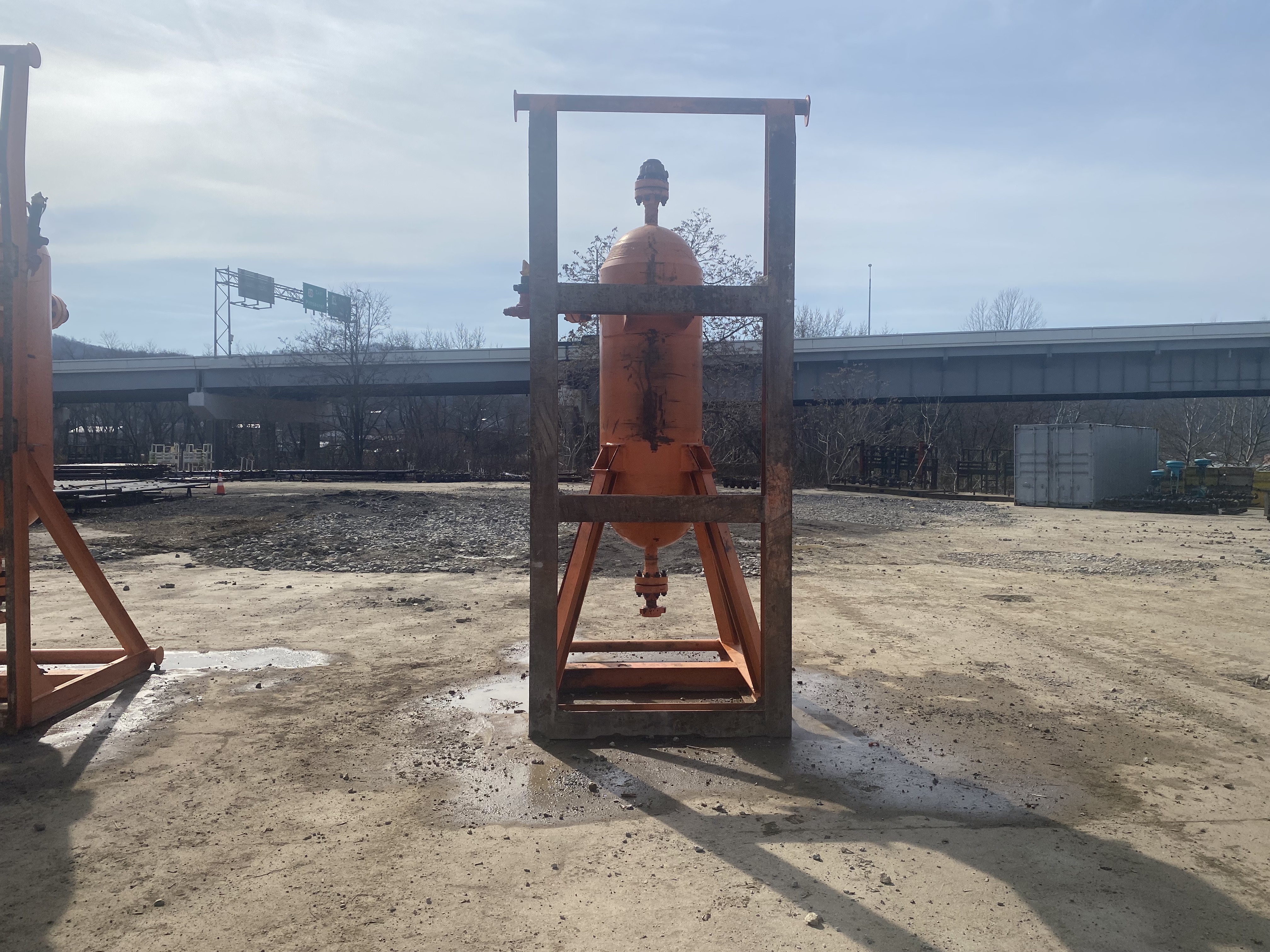 Used Sand Trap, Gravity, 28"x6', 10000#