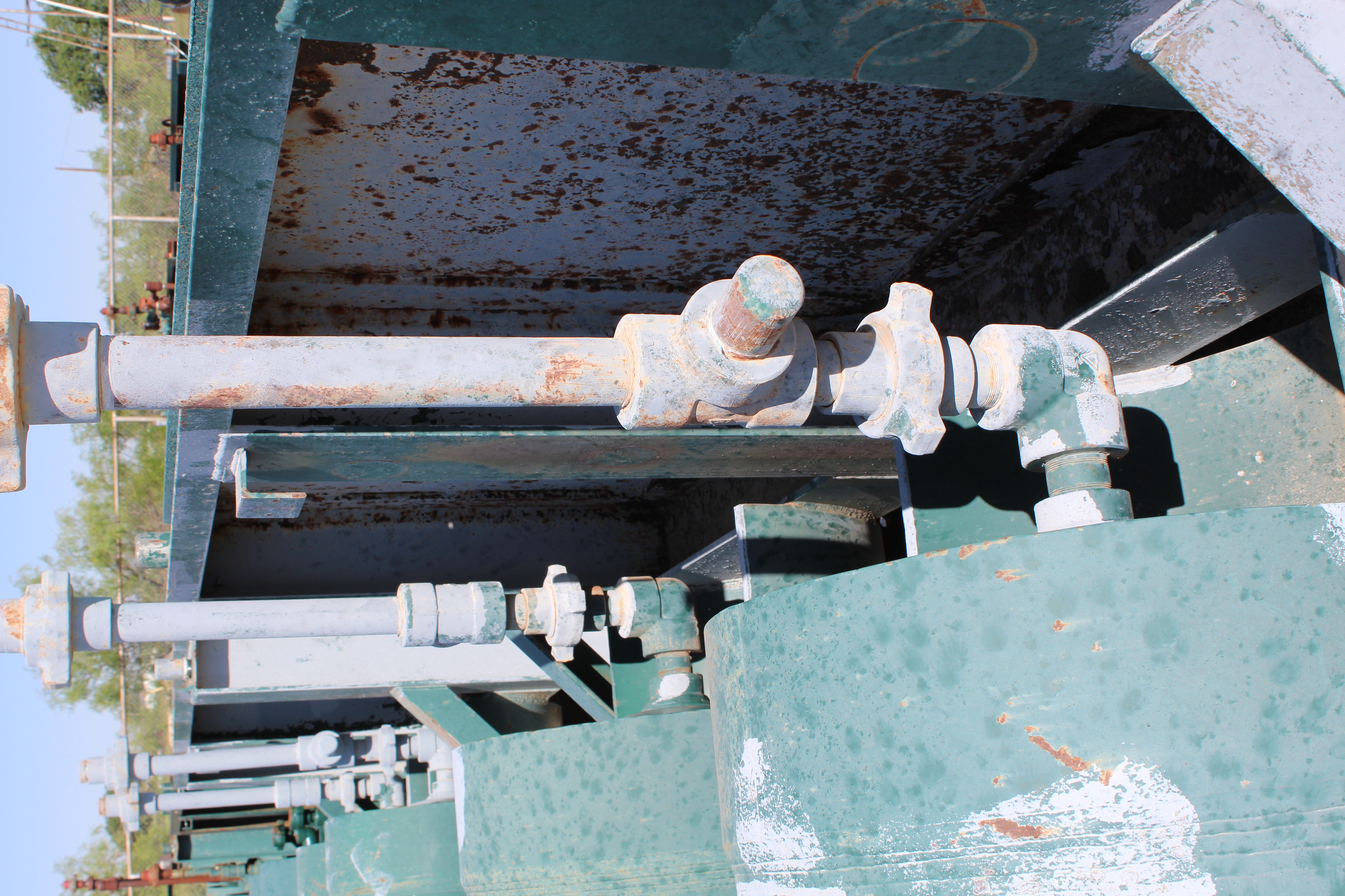 Used Sand Trap, Dual, Gravity, 30"x8', 3000#