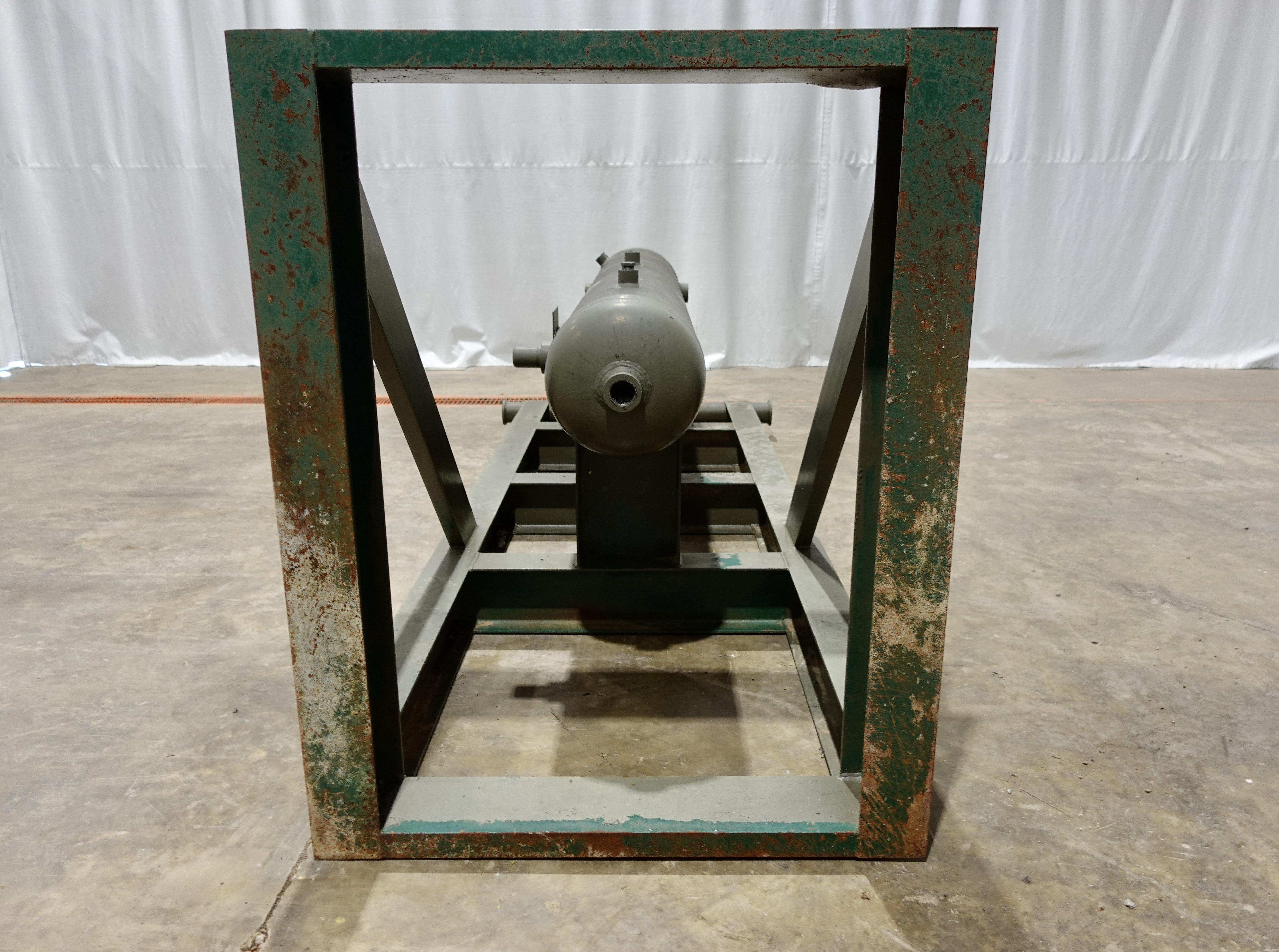 Used Sand Trap, Gravity, 16"x8', 3000#