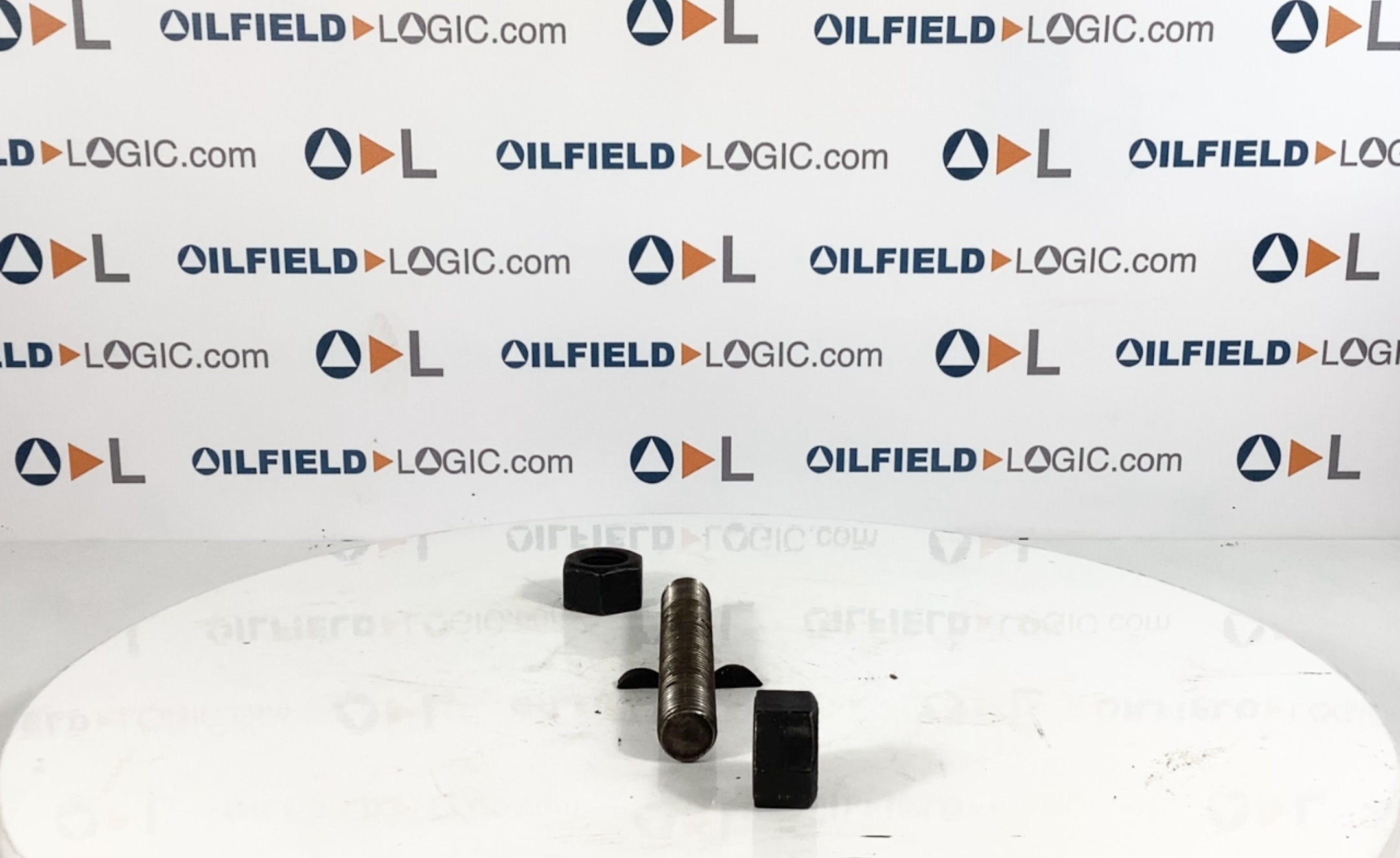 Stud, THD, 7/8"-9x7", B-7