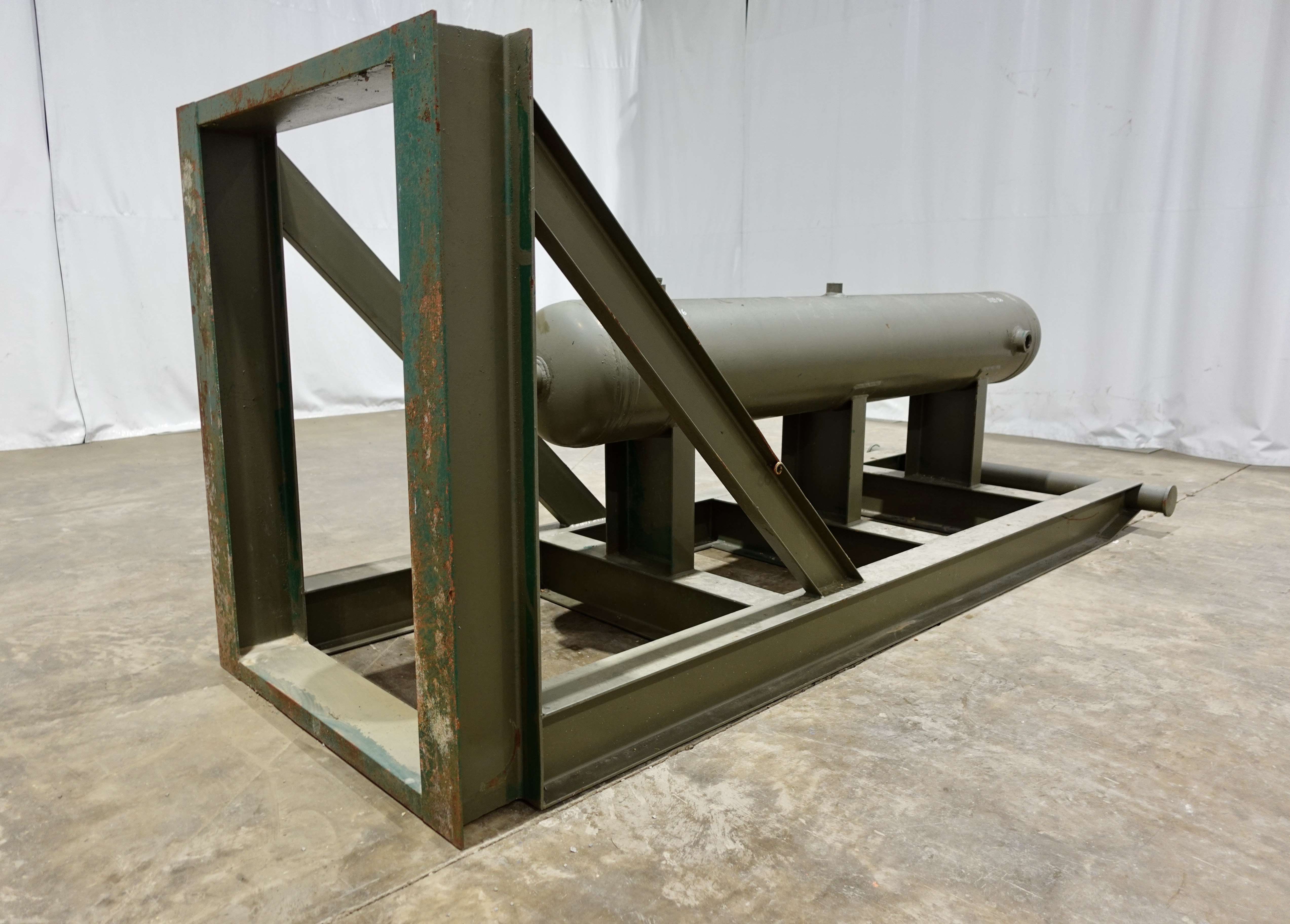 Used Sand Trap, Gravity, 16"x8', 3000#