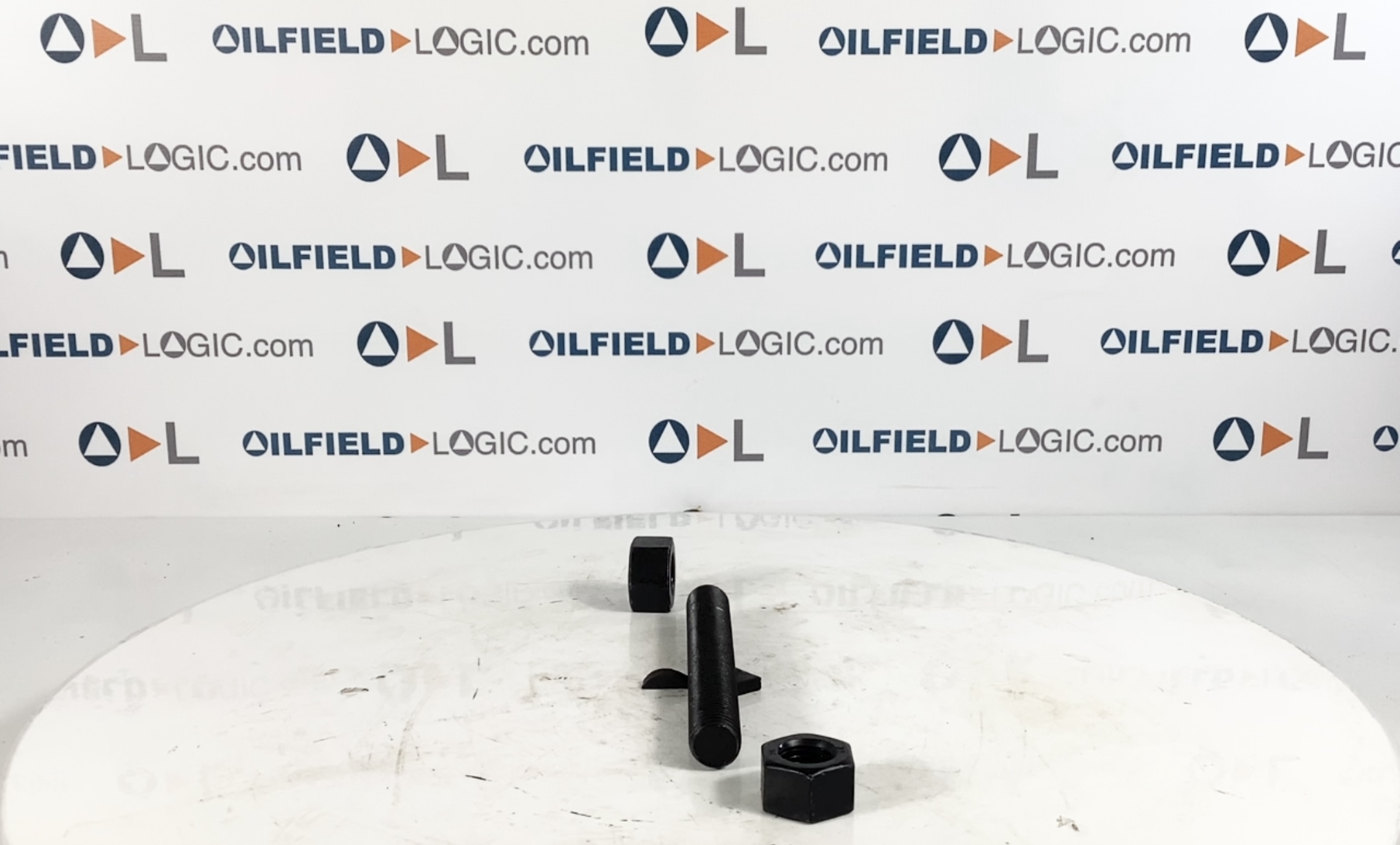 Stud, THD, 7/8"-9x7", B-7